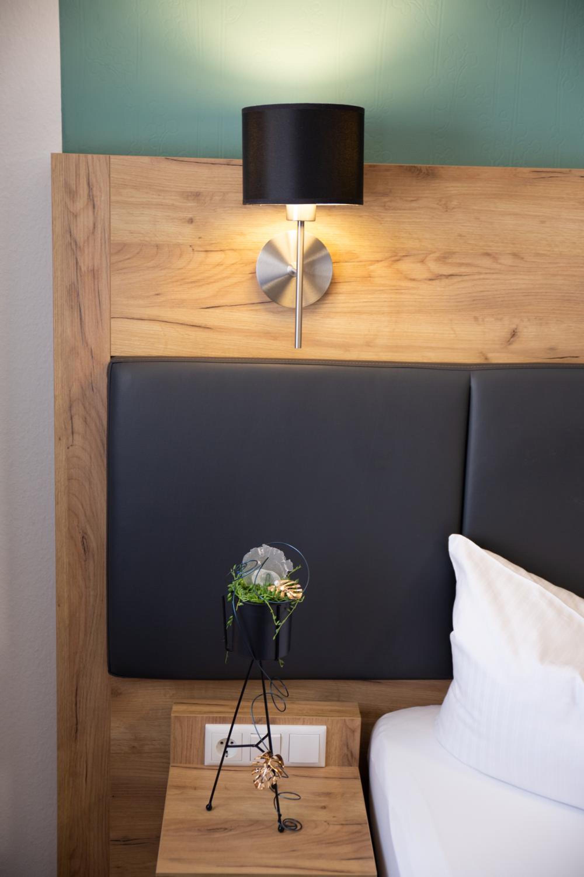 Standard Double Room - Photo 1