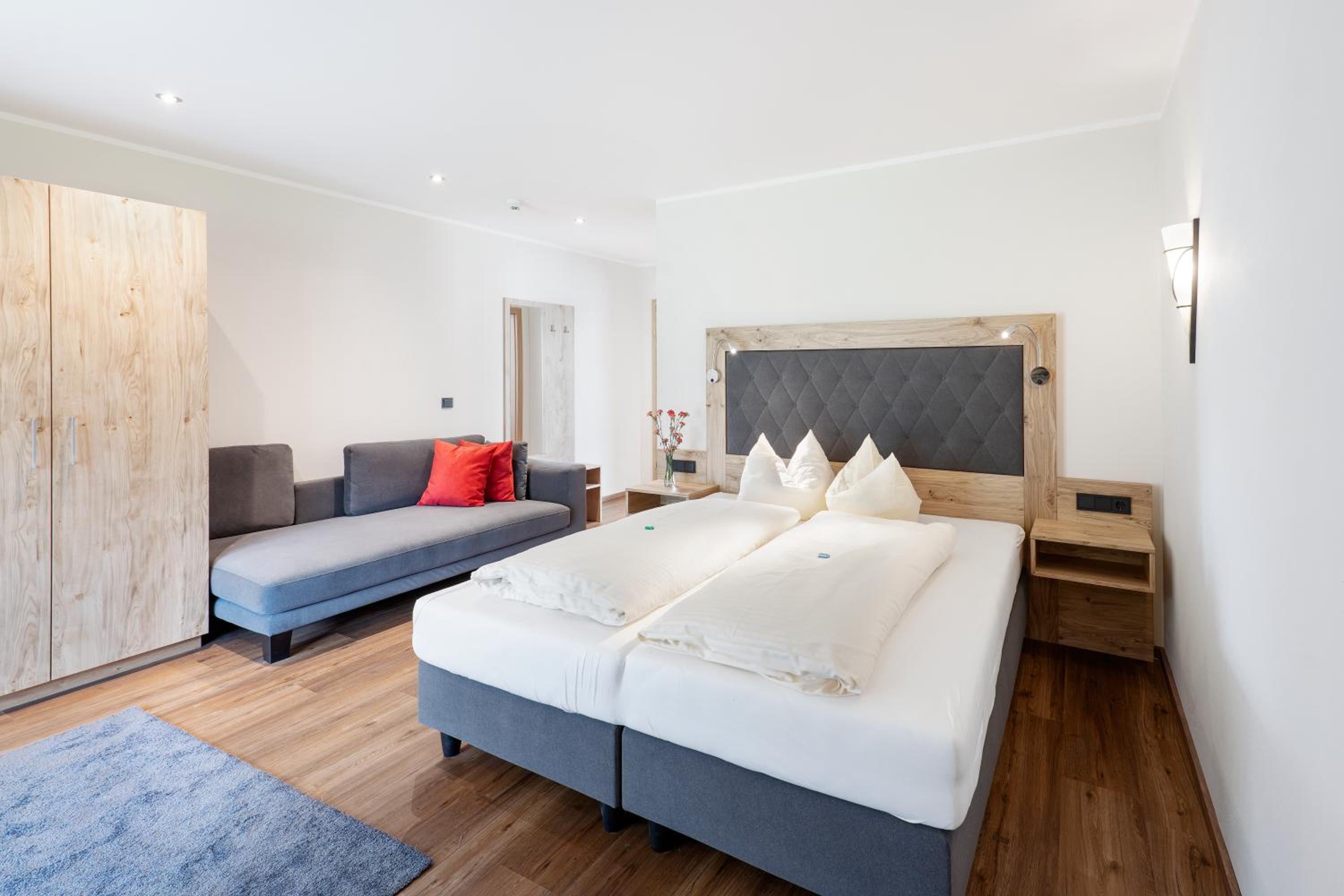 Junior Suite with Garden View photo 2