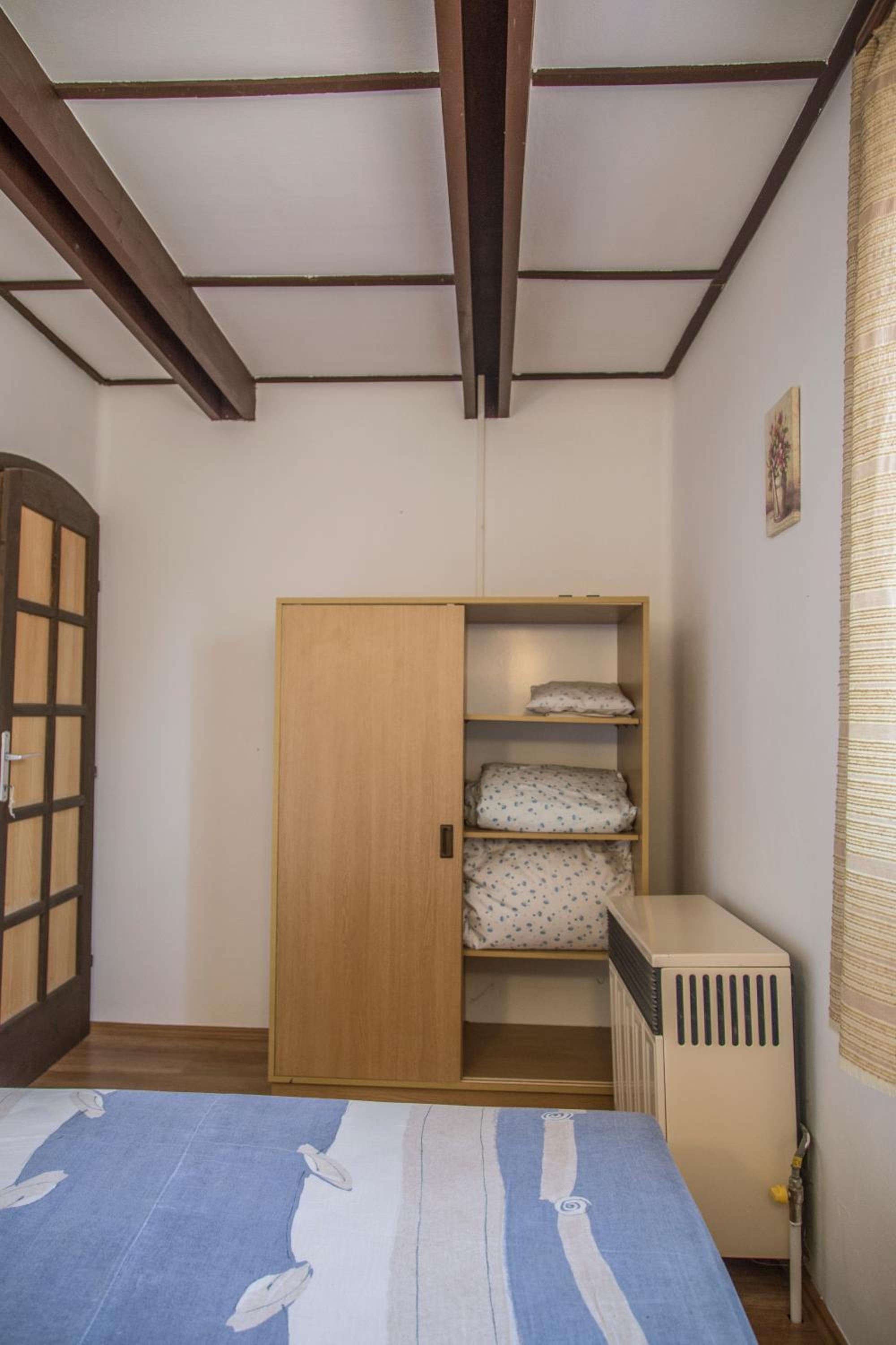 Standard Double Room with Shared Bathroom photo 2