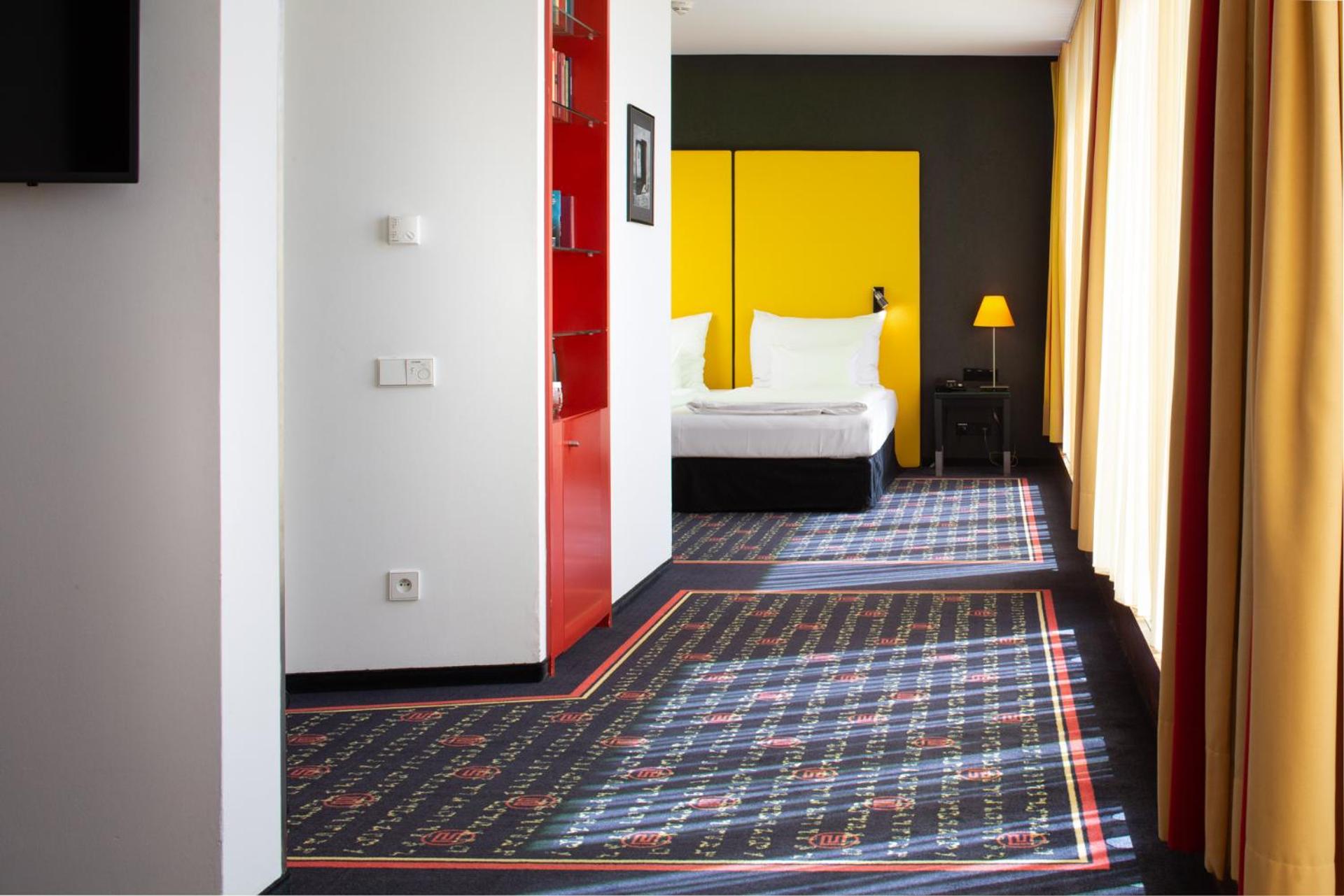 מלון אוריאה אנג׳לו פראג — Executive Suite and Free Access to Executive Lounge