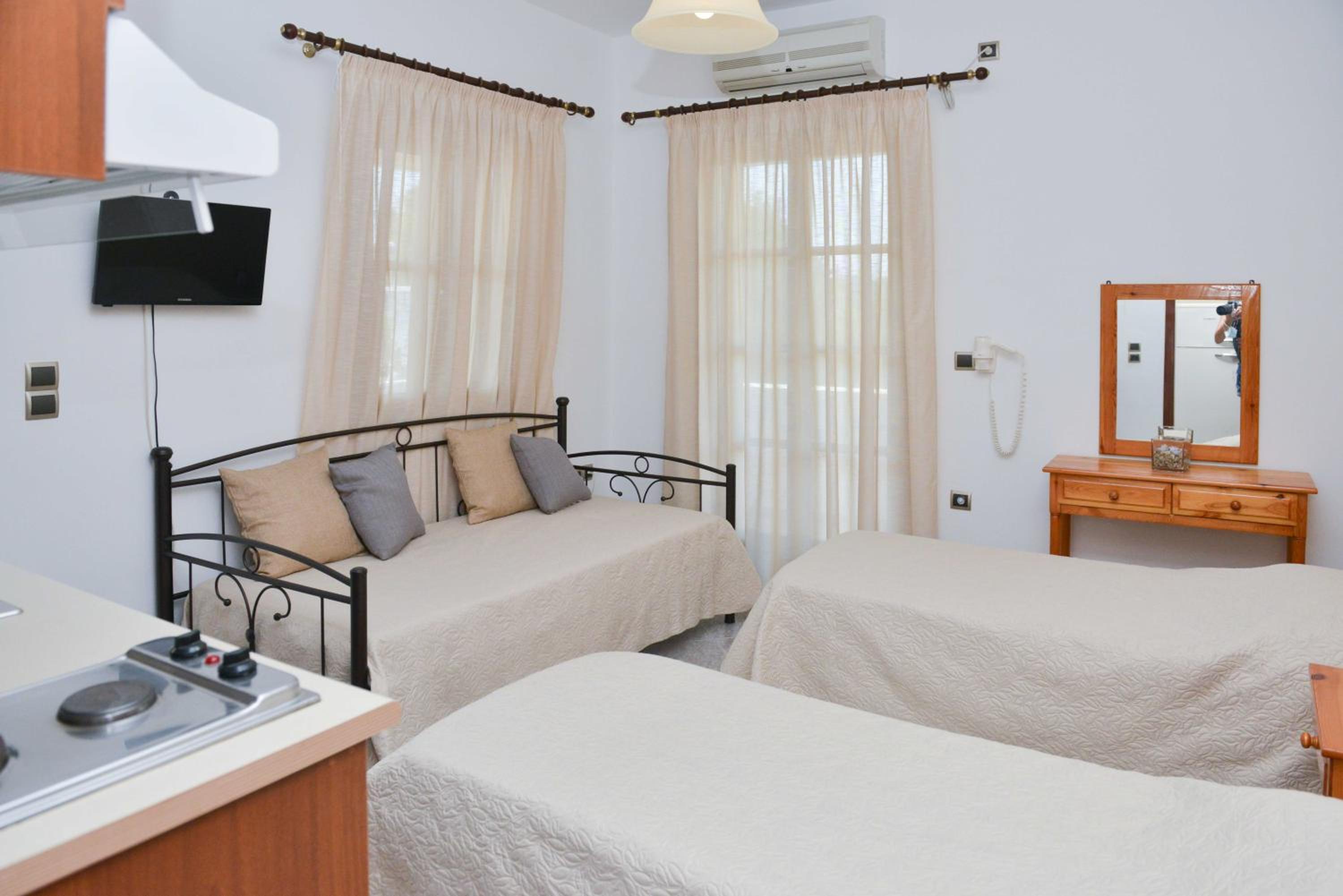 Two-Bedroom Apartment - Photo 12