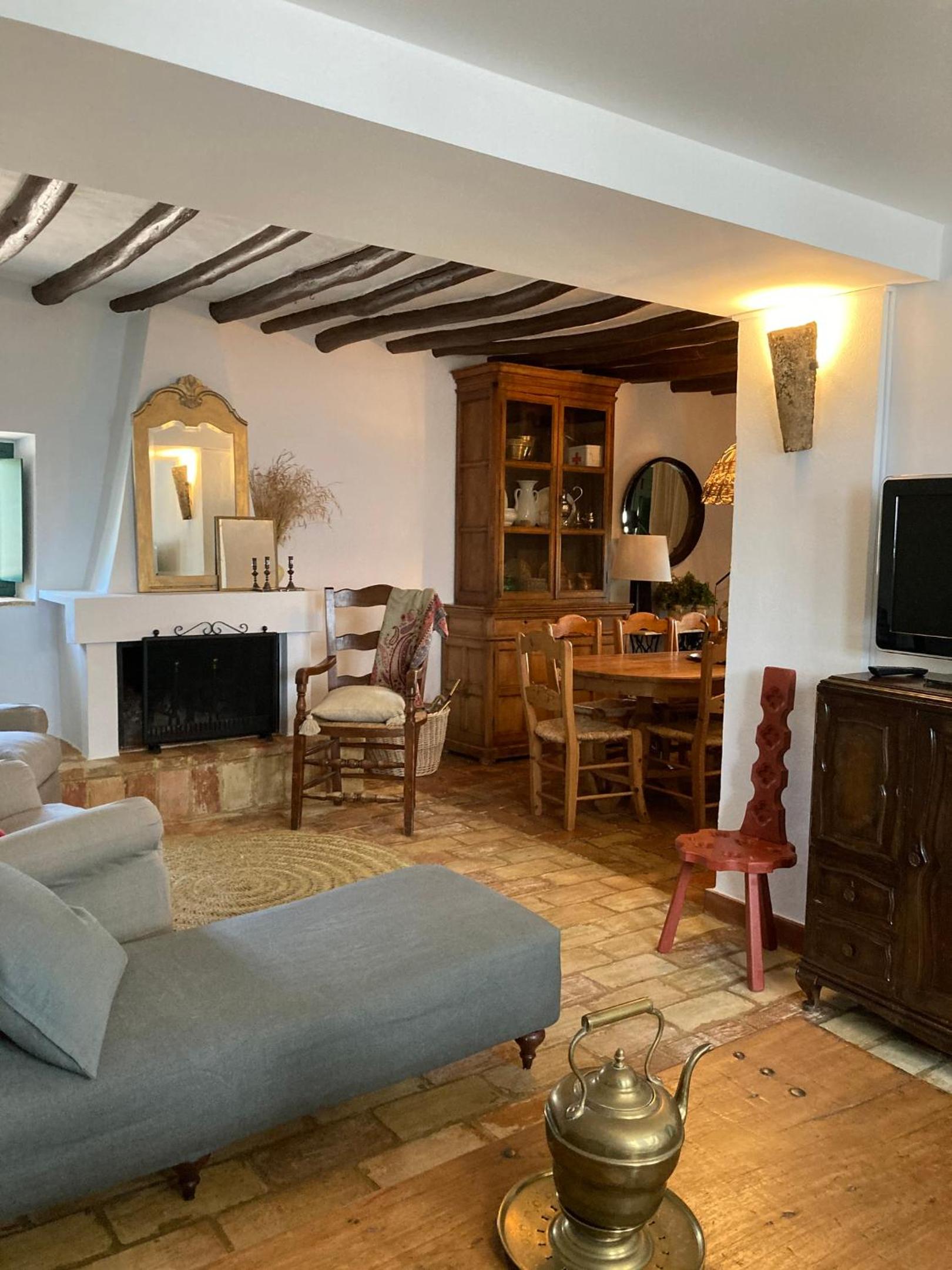 Villa de Ocho Habitaciones