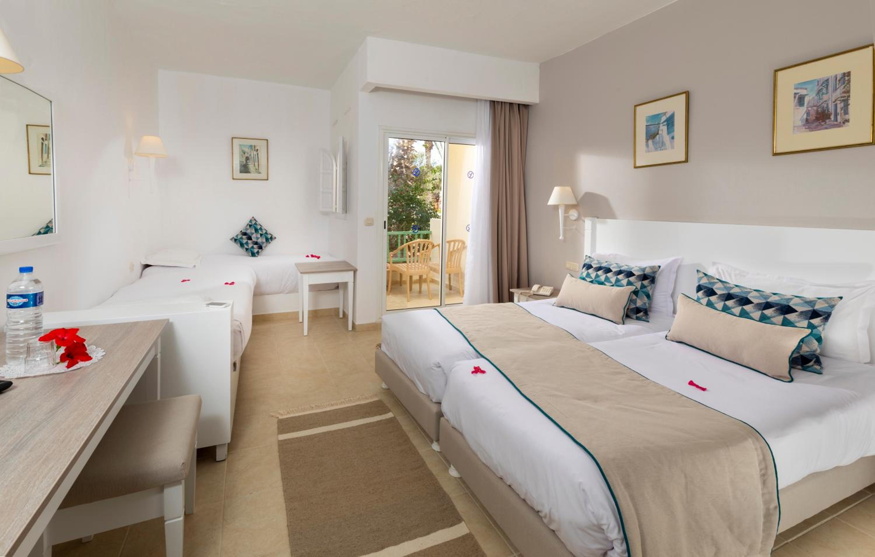 Quadruple Room with Garden View