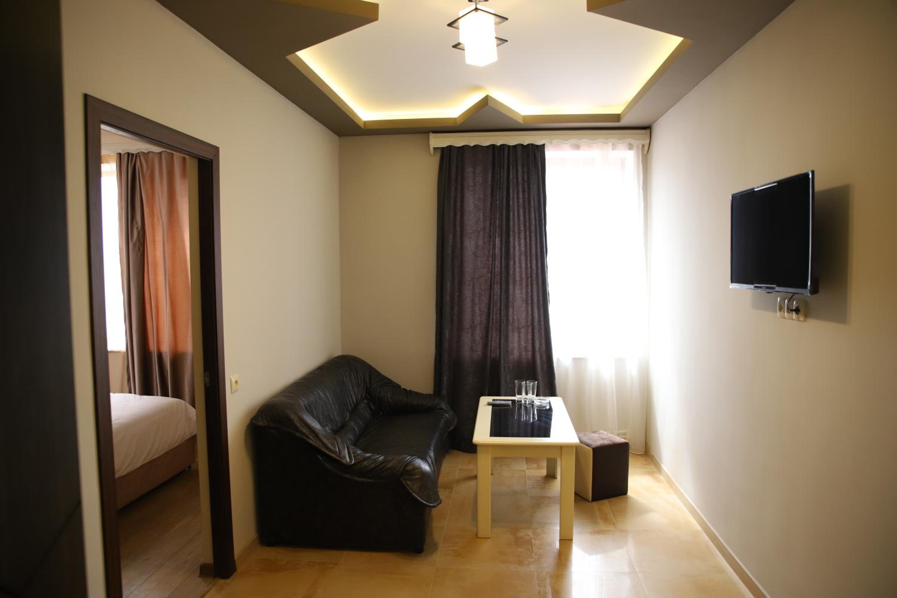 Deluxe Double Room photo 2