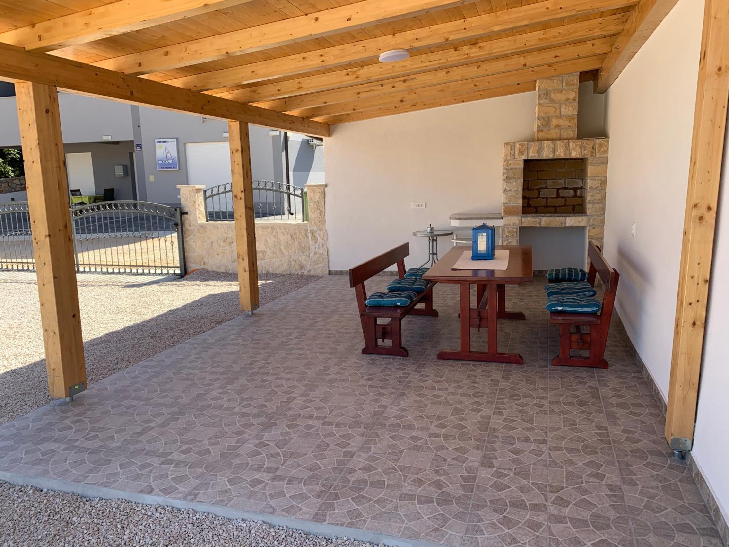 One-Bedroom Apartment with Terrace (4 Adults) - Photo 8