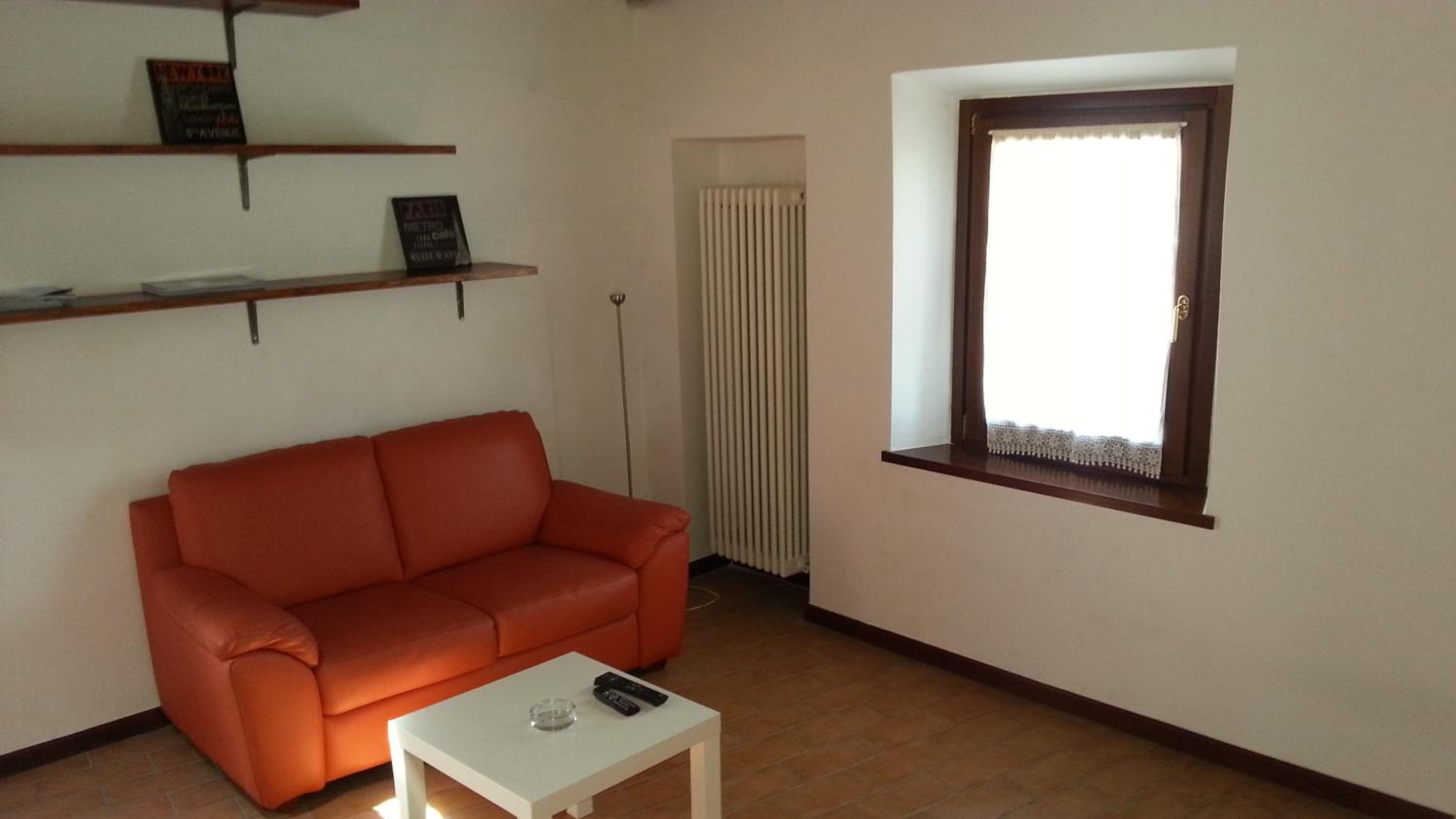 One-Bedroom Apartment - Annex photo 3