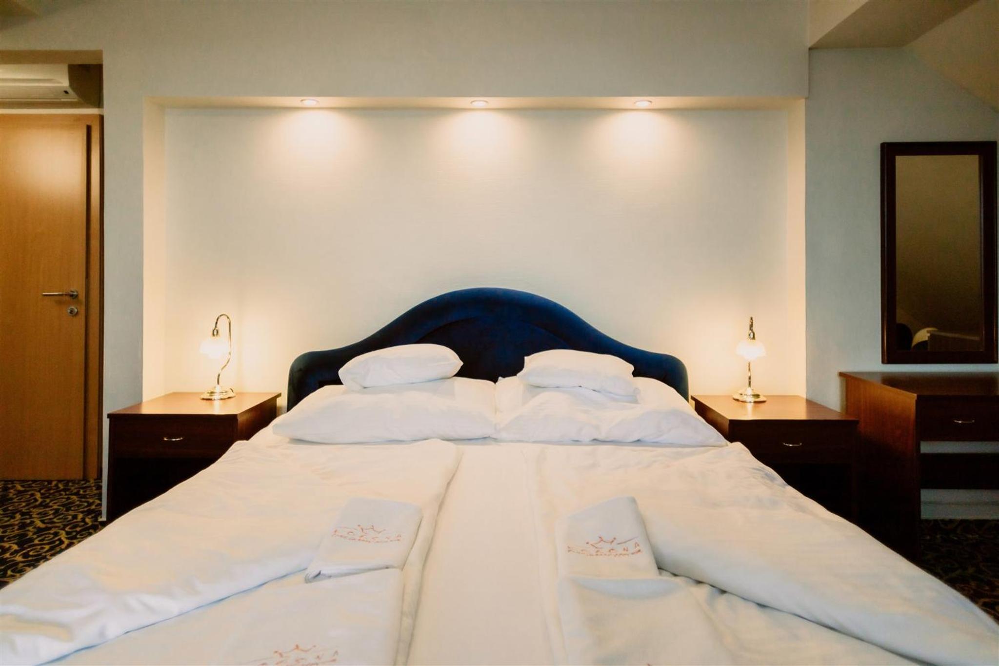 Double Room - Photo 30