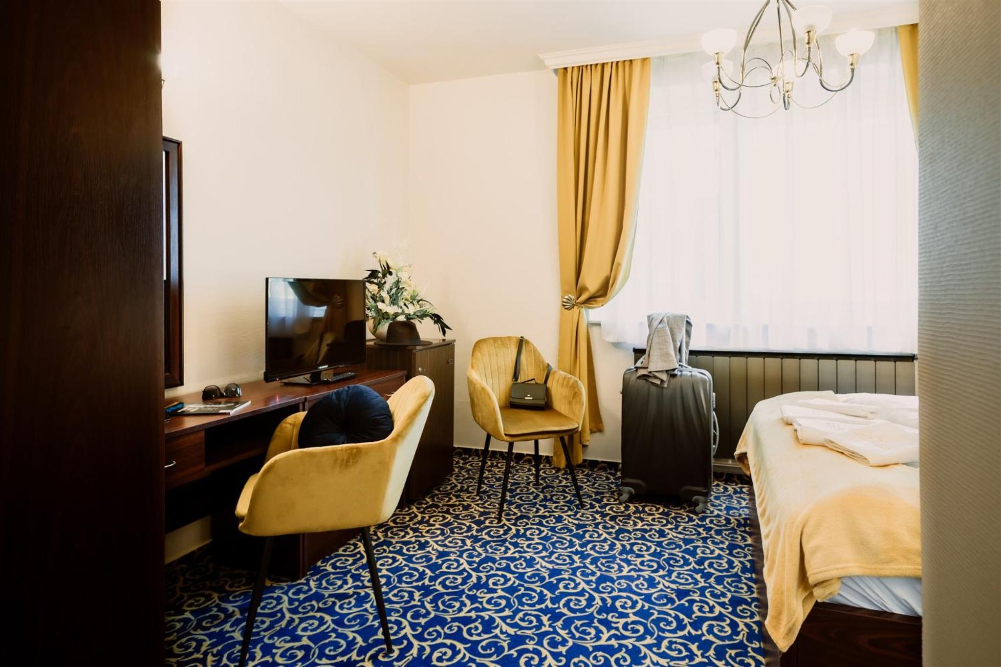 Triple Room - Photo 5