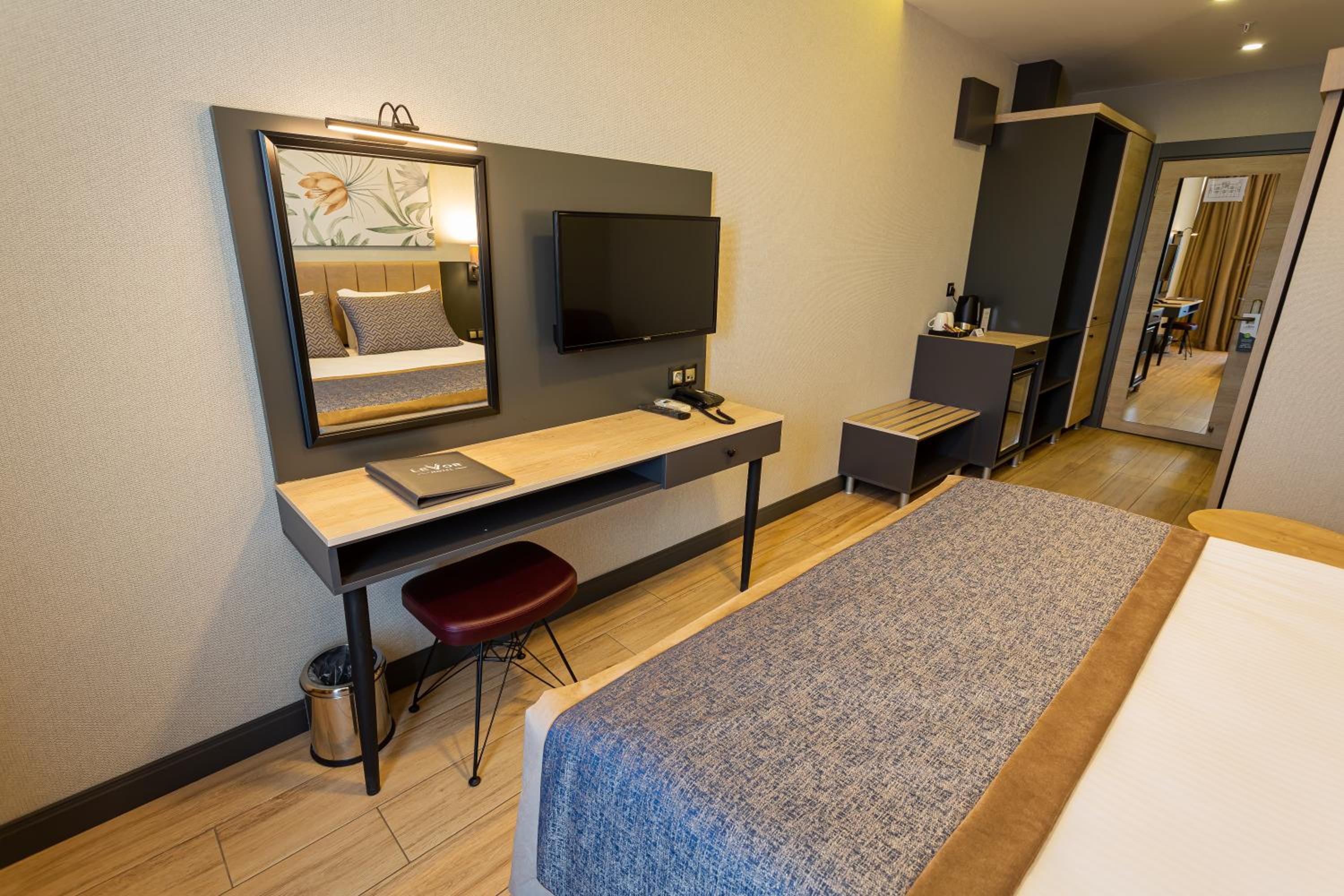 Deluxe Double Room - Photo 3