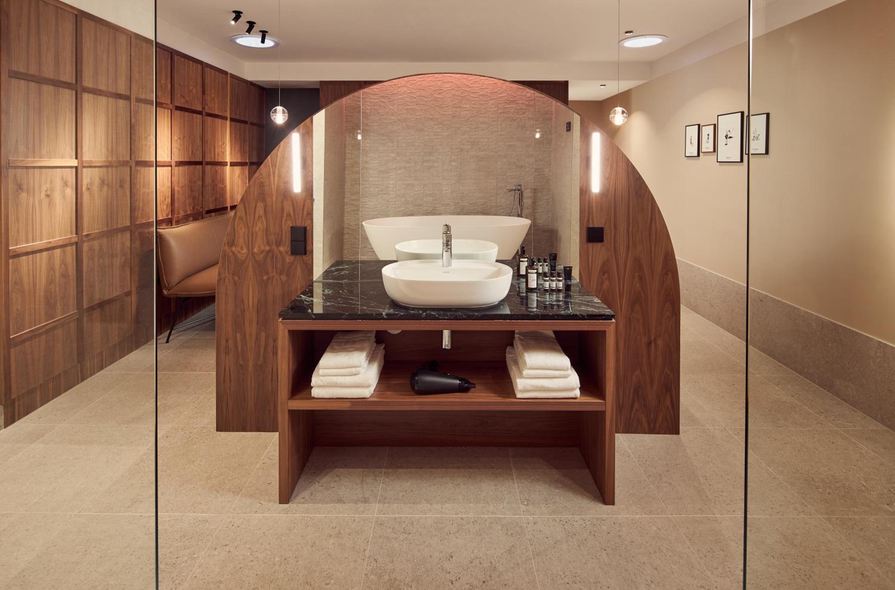 Junior Suite without window photo 2