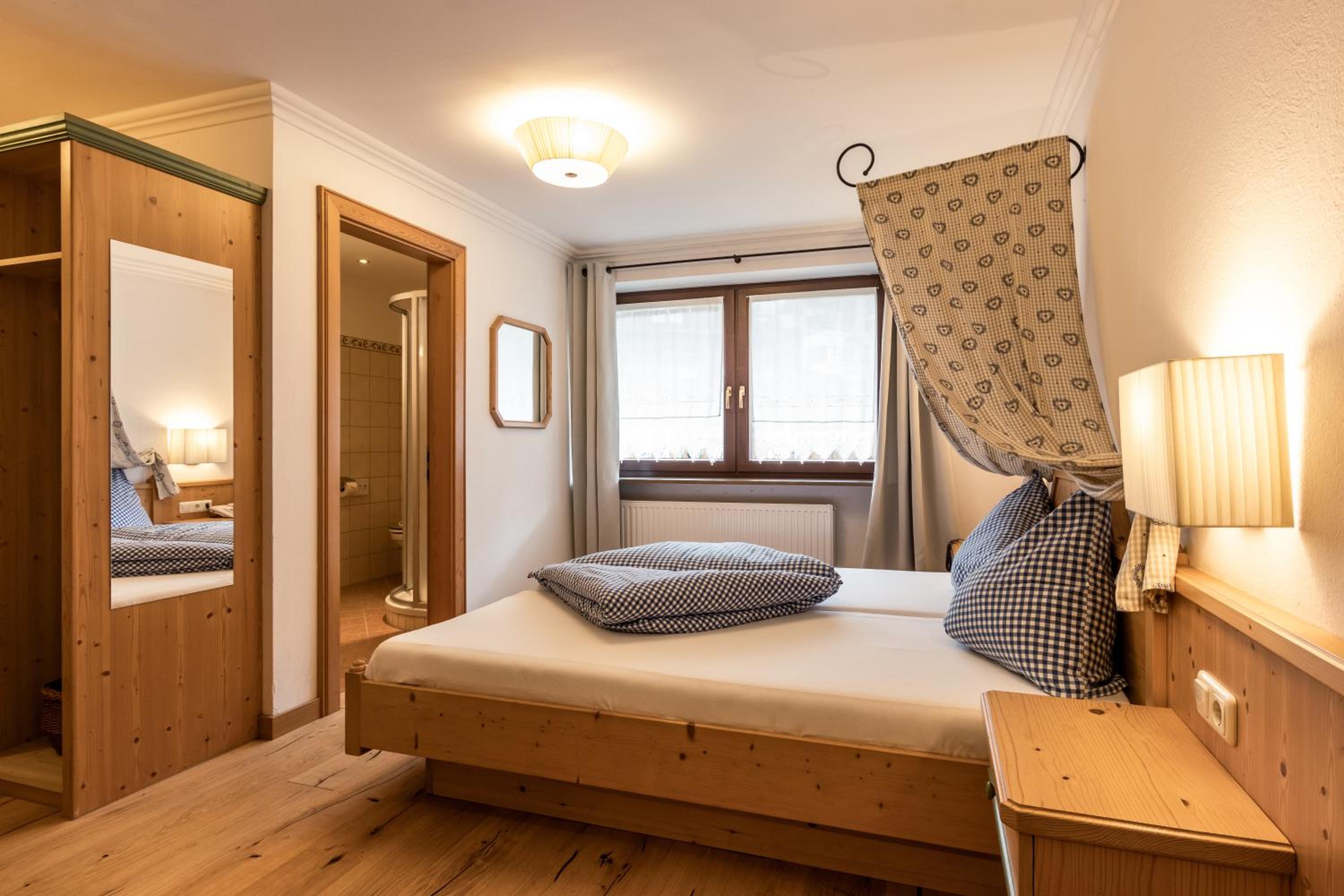 Apartment with Terrace photo 3