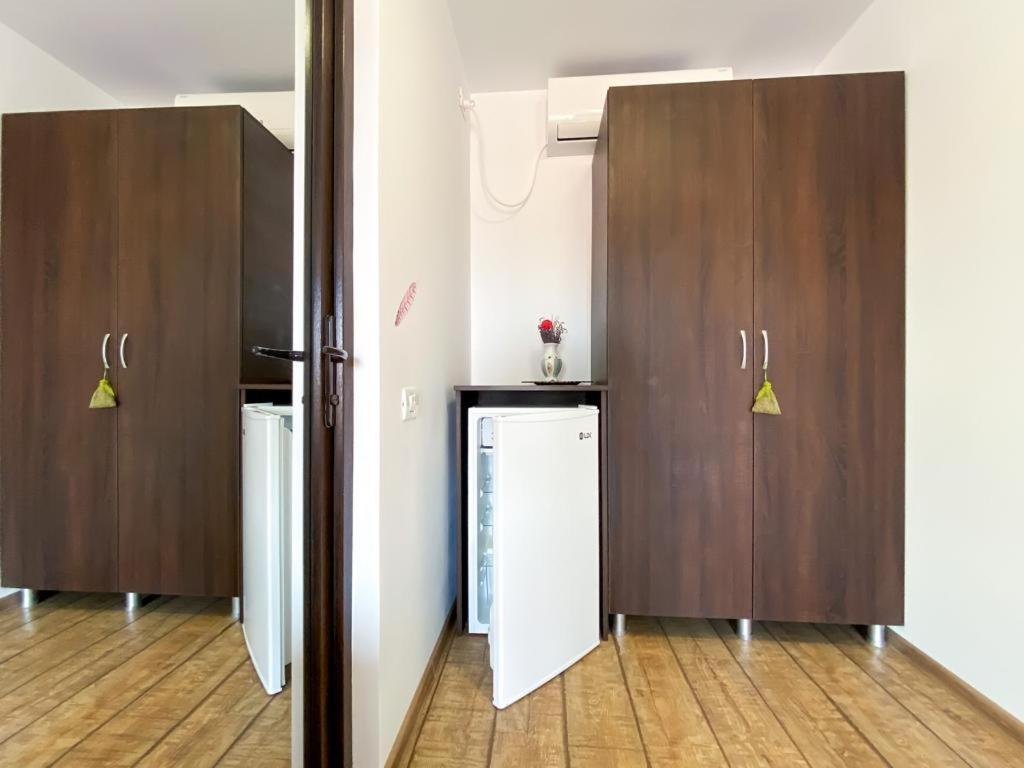 Double Room - Photo 35