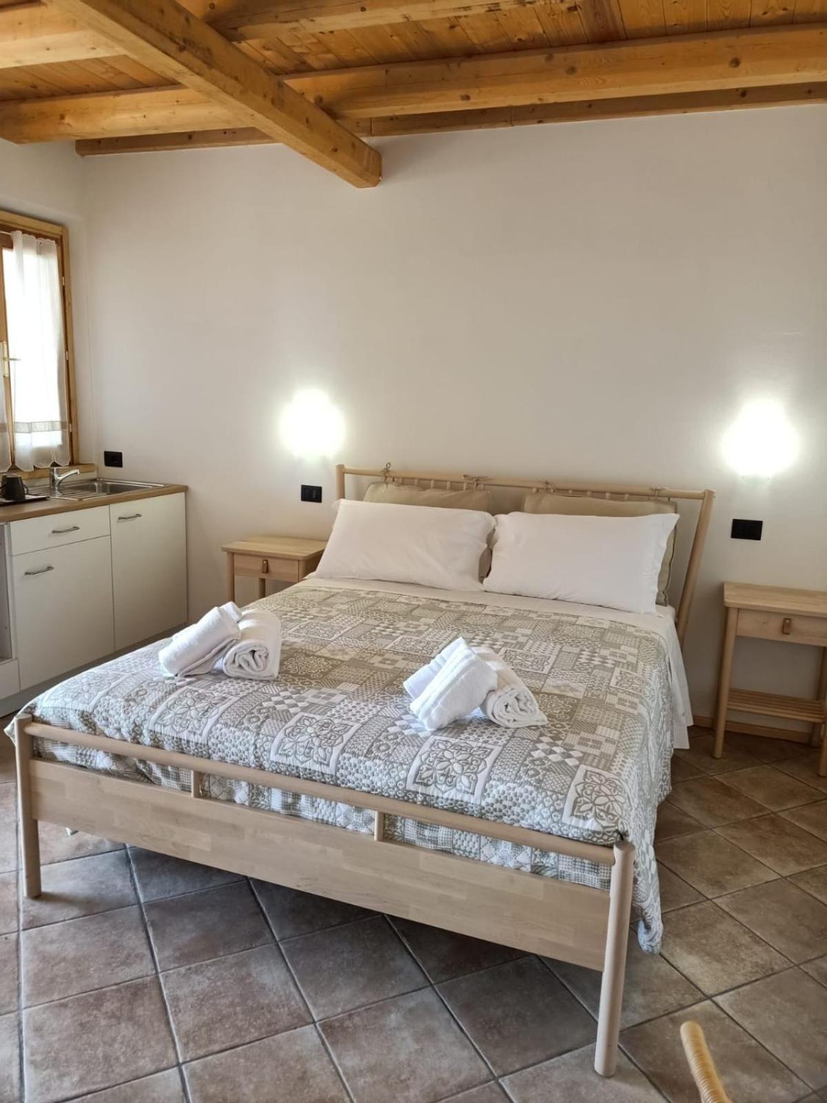 Double Room with Terrace and Hill View
