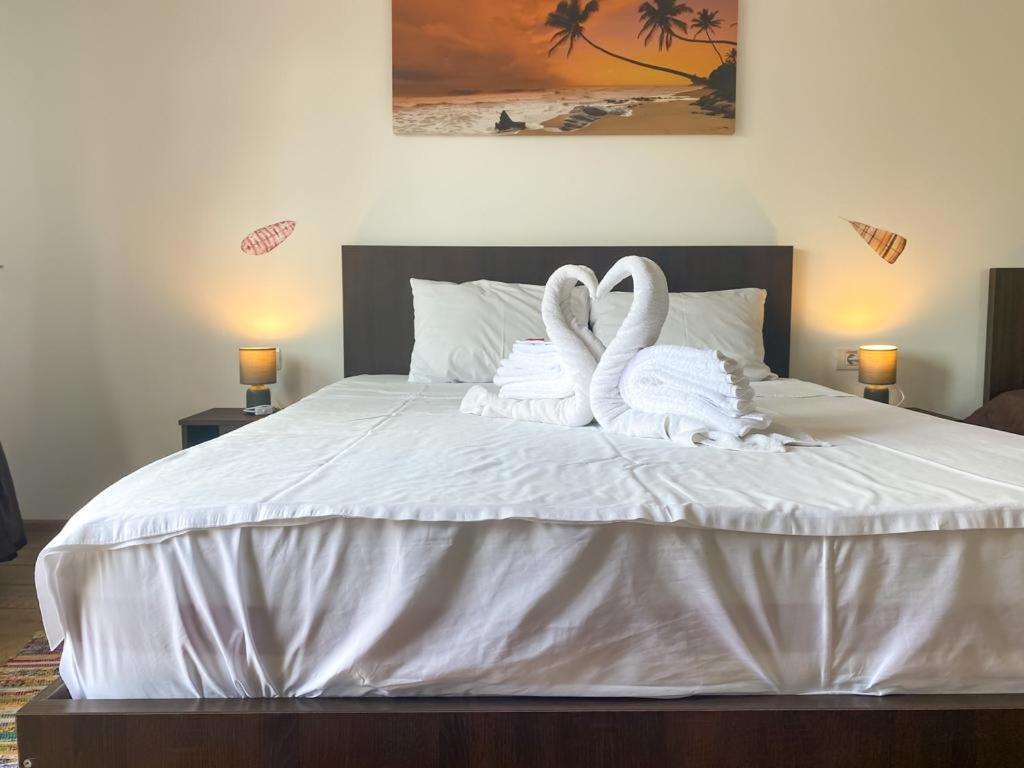 Double Room - Photo 5