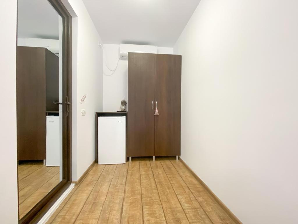 Double Room - Photo 14