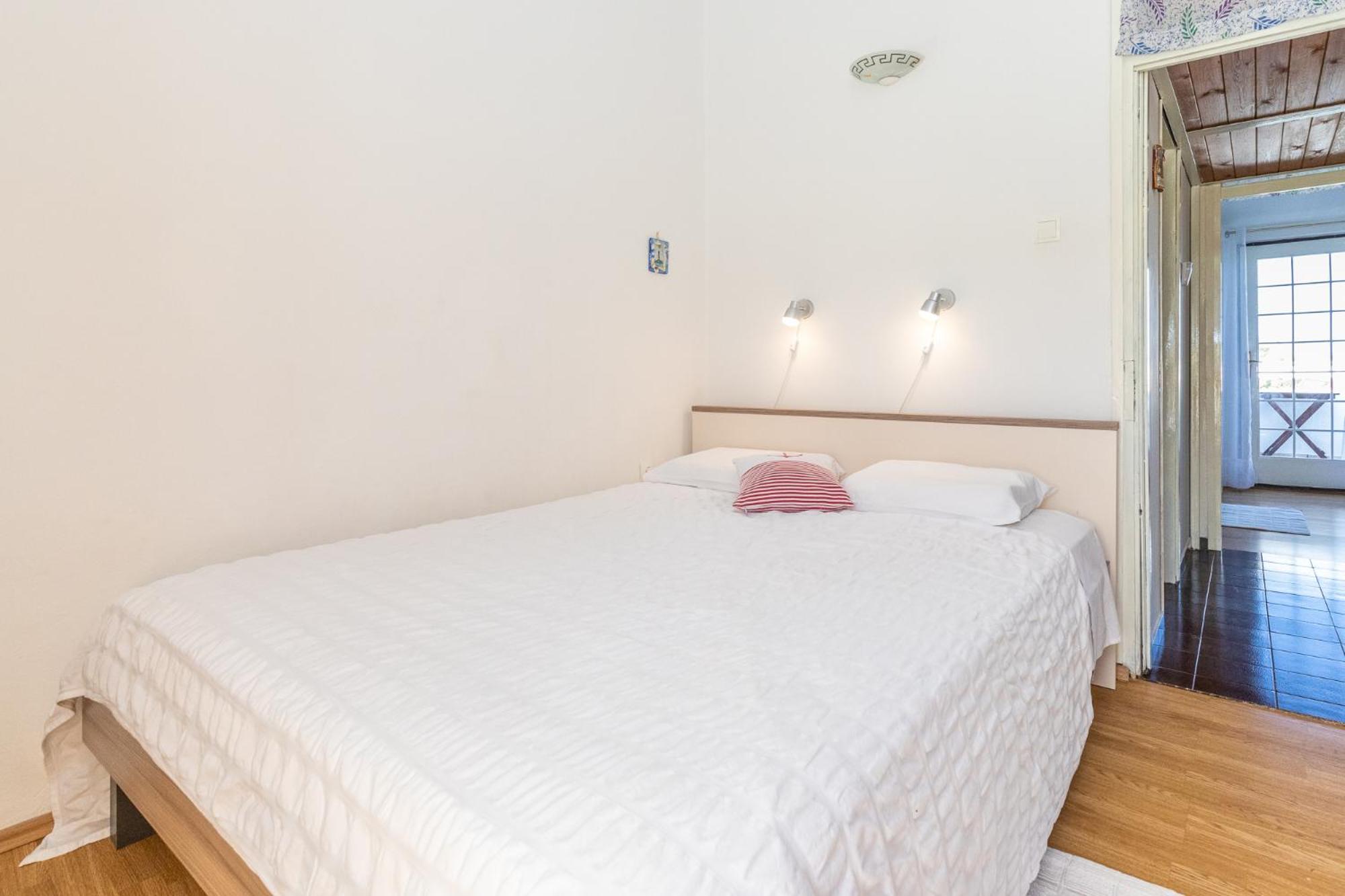 Apartment - Split Level