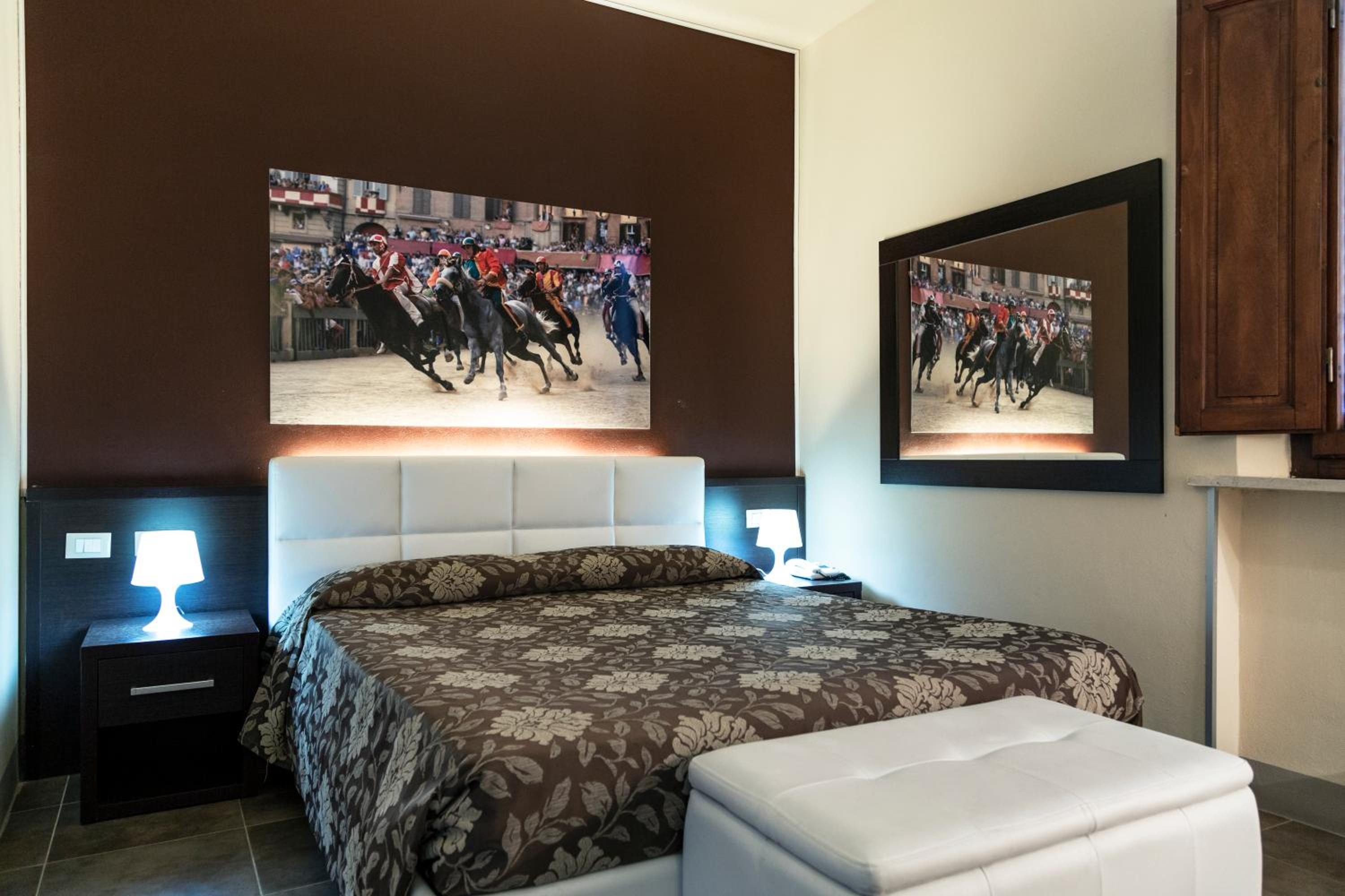 Superior Double with Garden View - Photo 9