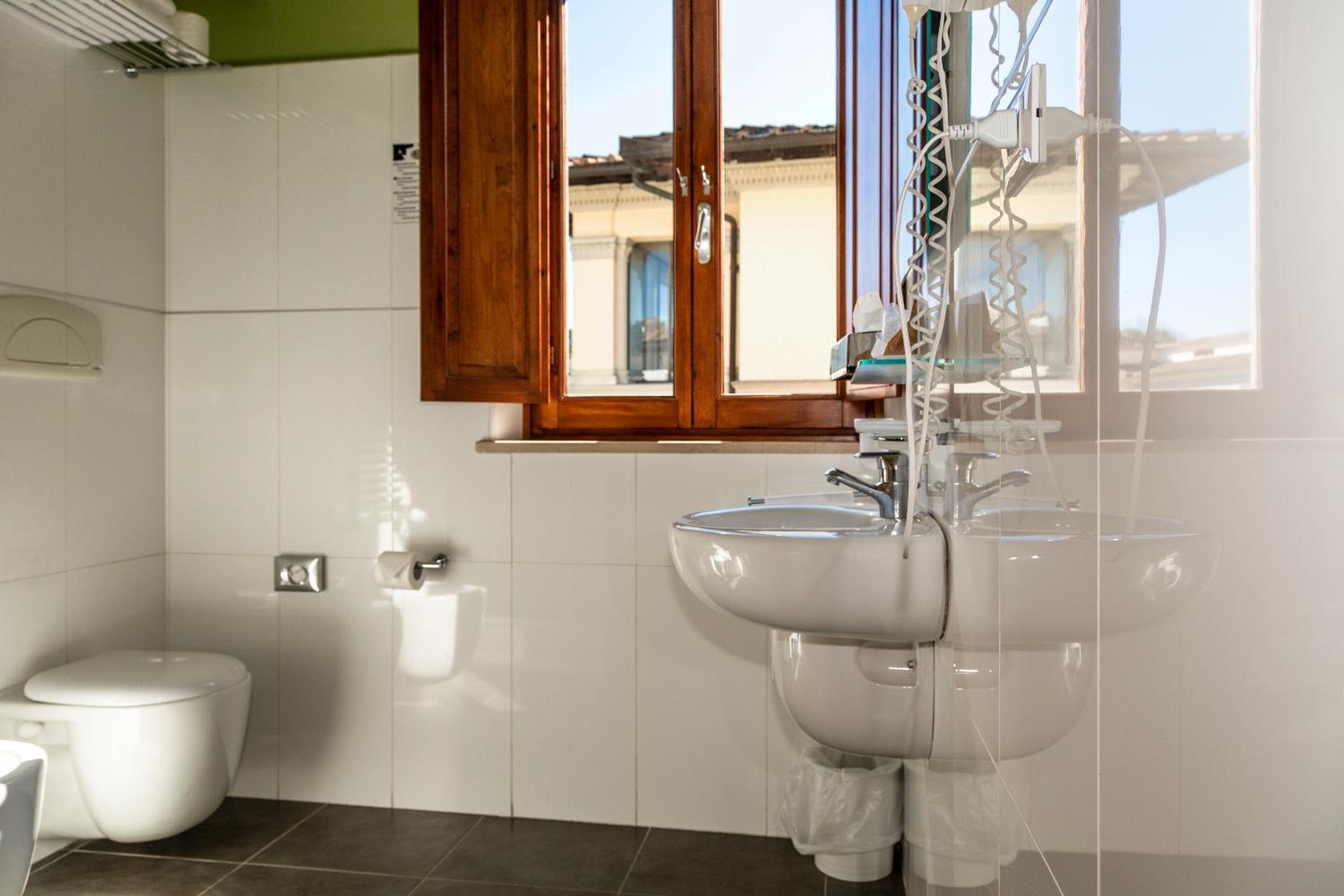 Superior Double with Garden View - Photo 6