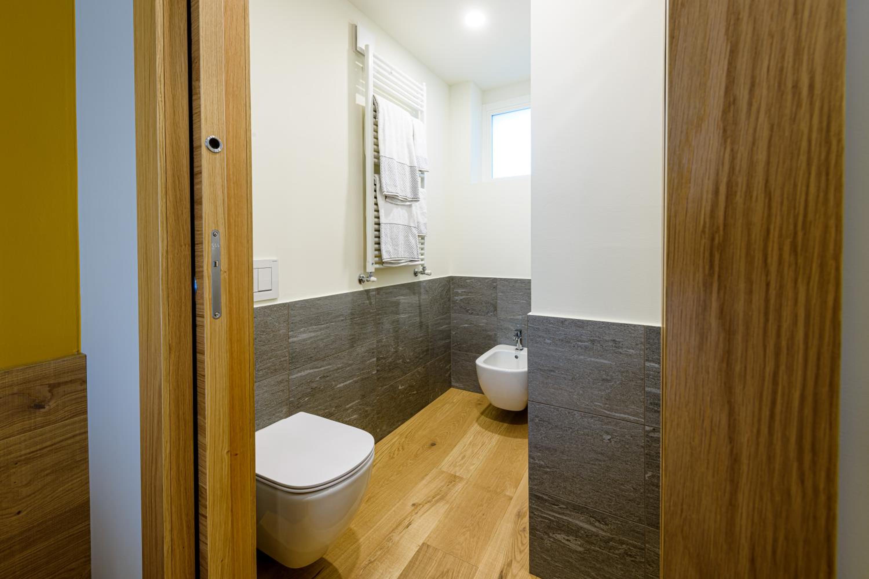 Deluxe Double Room with Shower photo 3