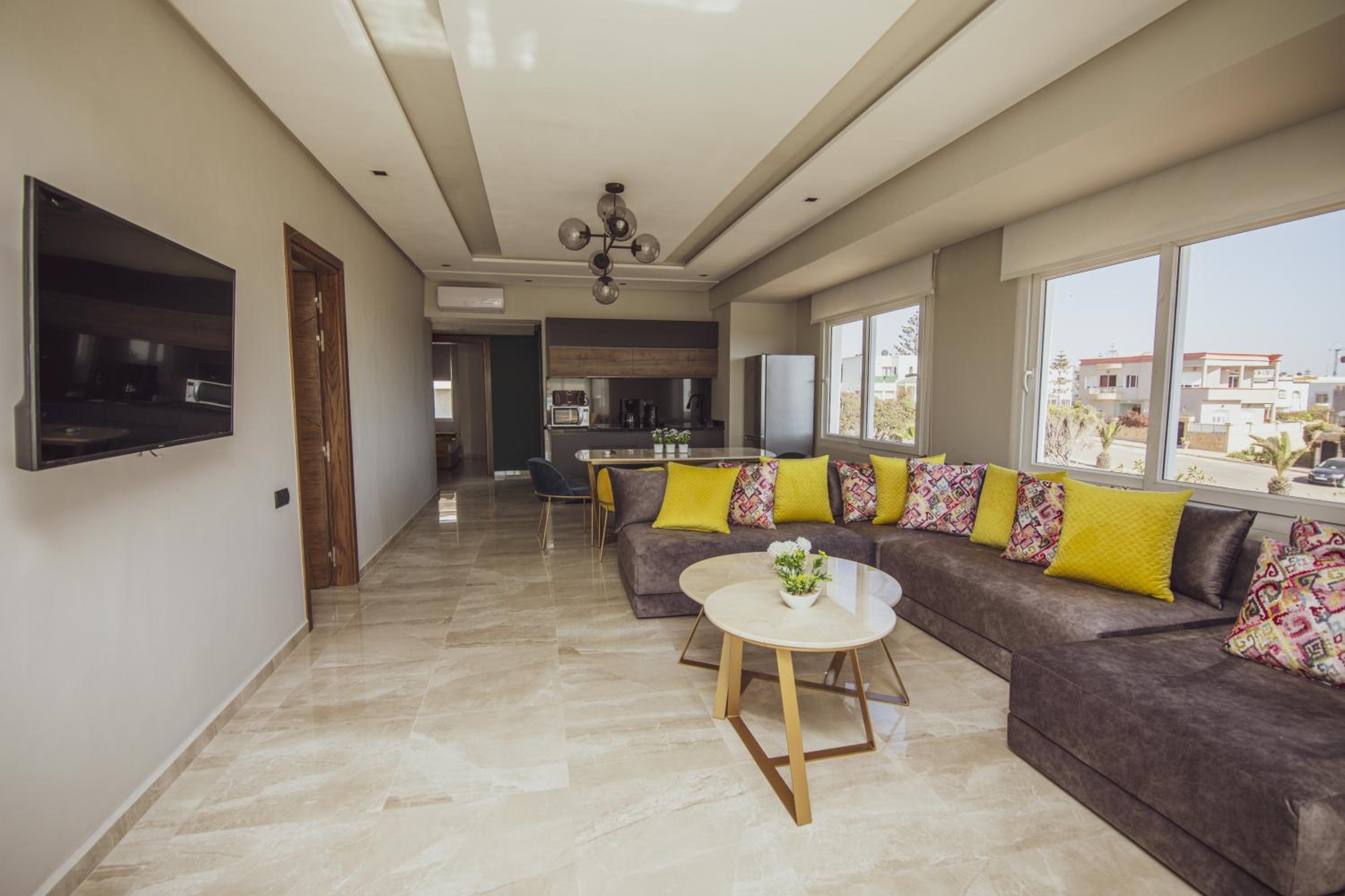 Superior King Suite - Photo 3