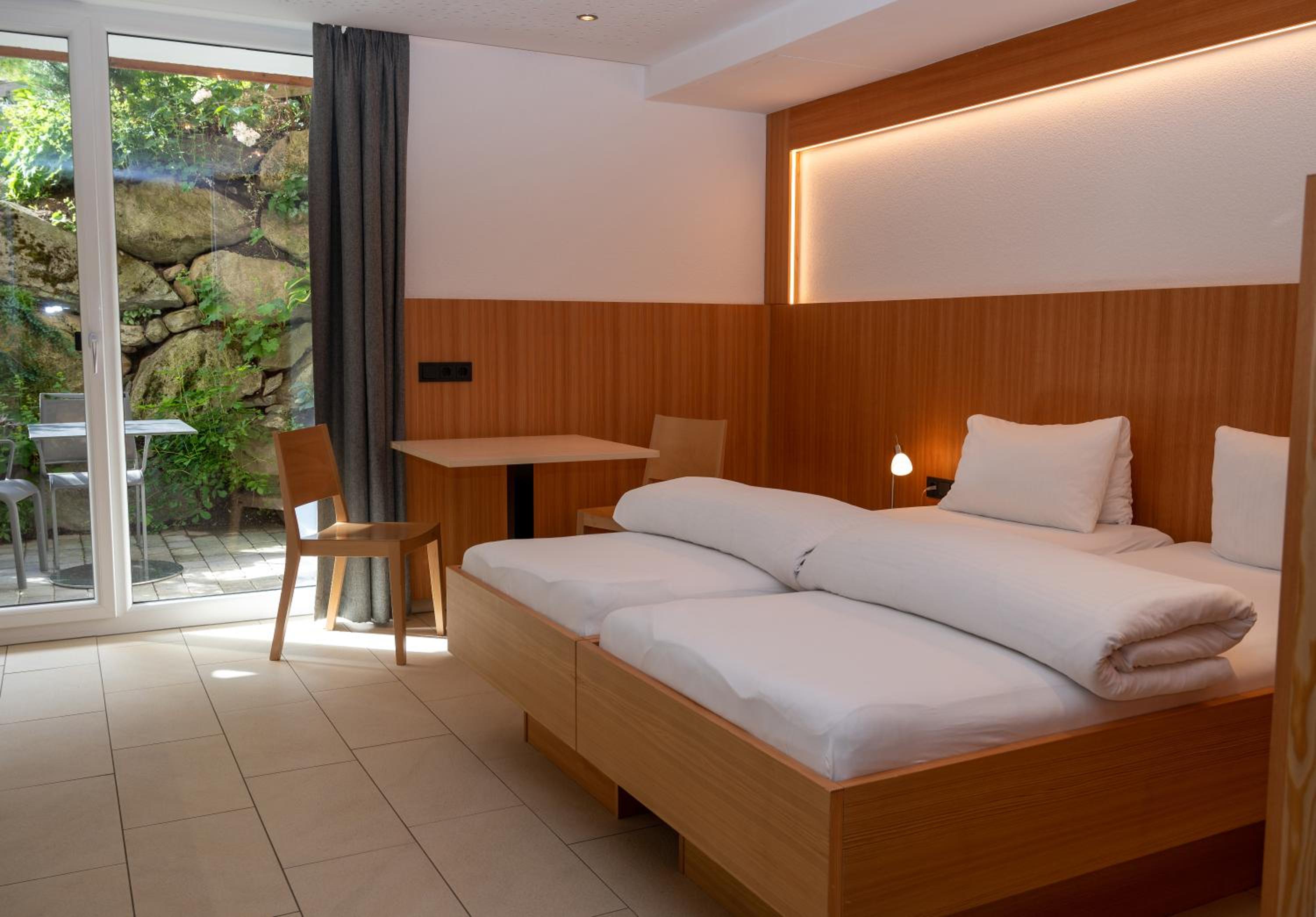 Studio Apartment - Photo 2
