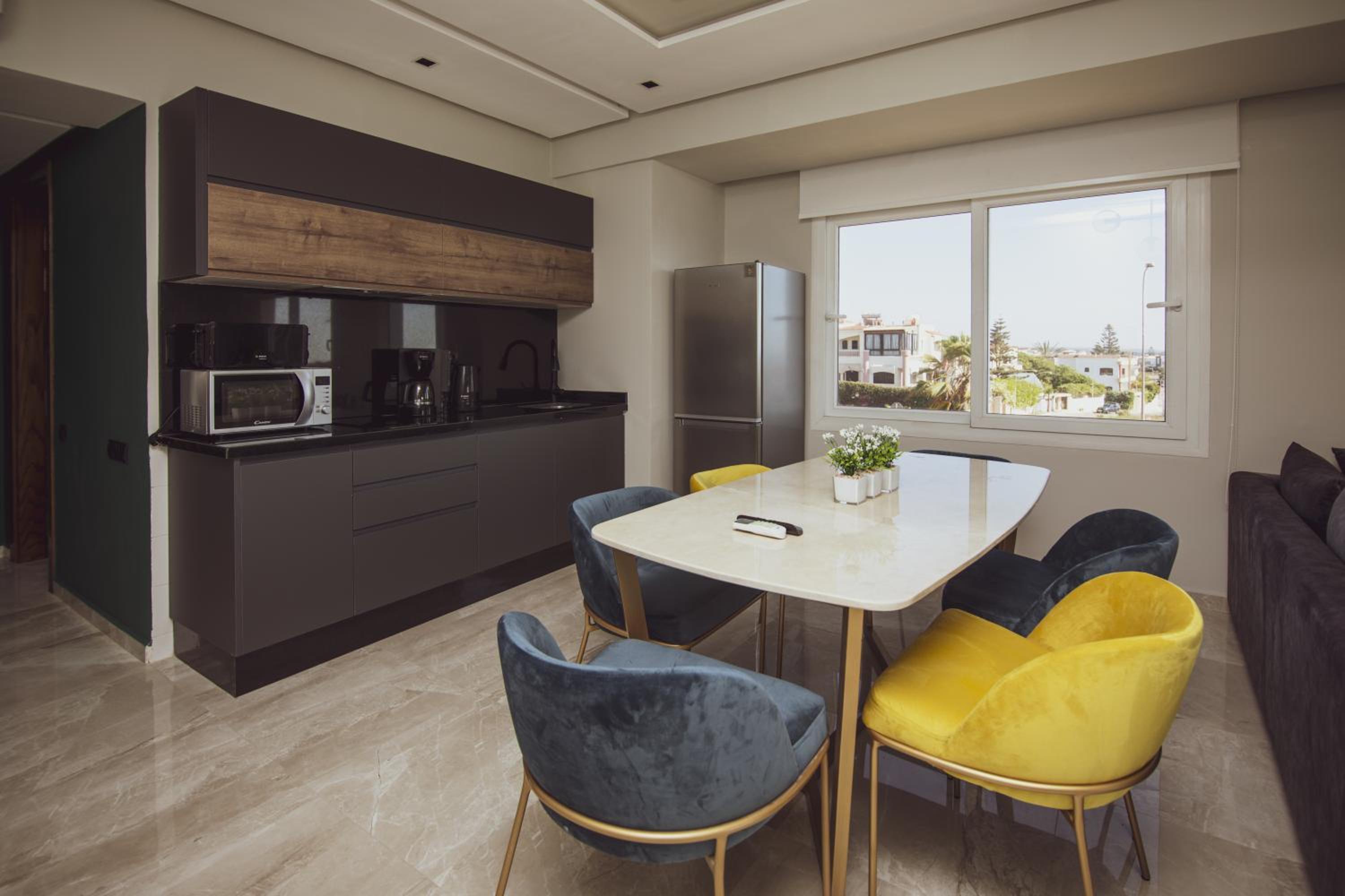 Superior King Suite - Photo 6