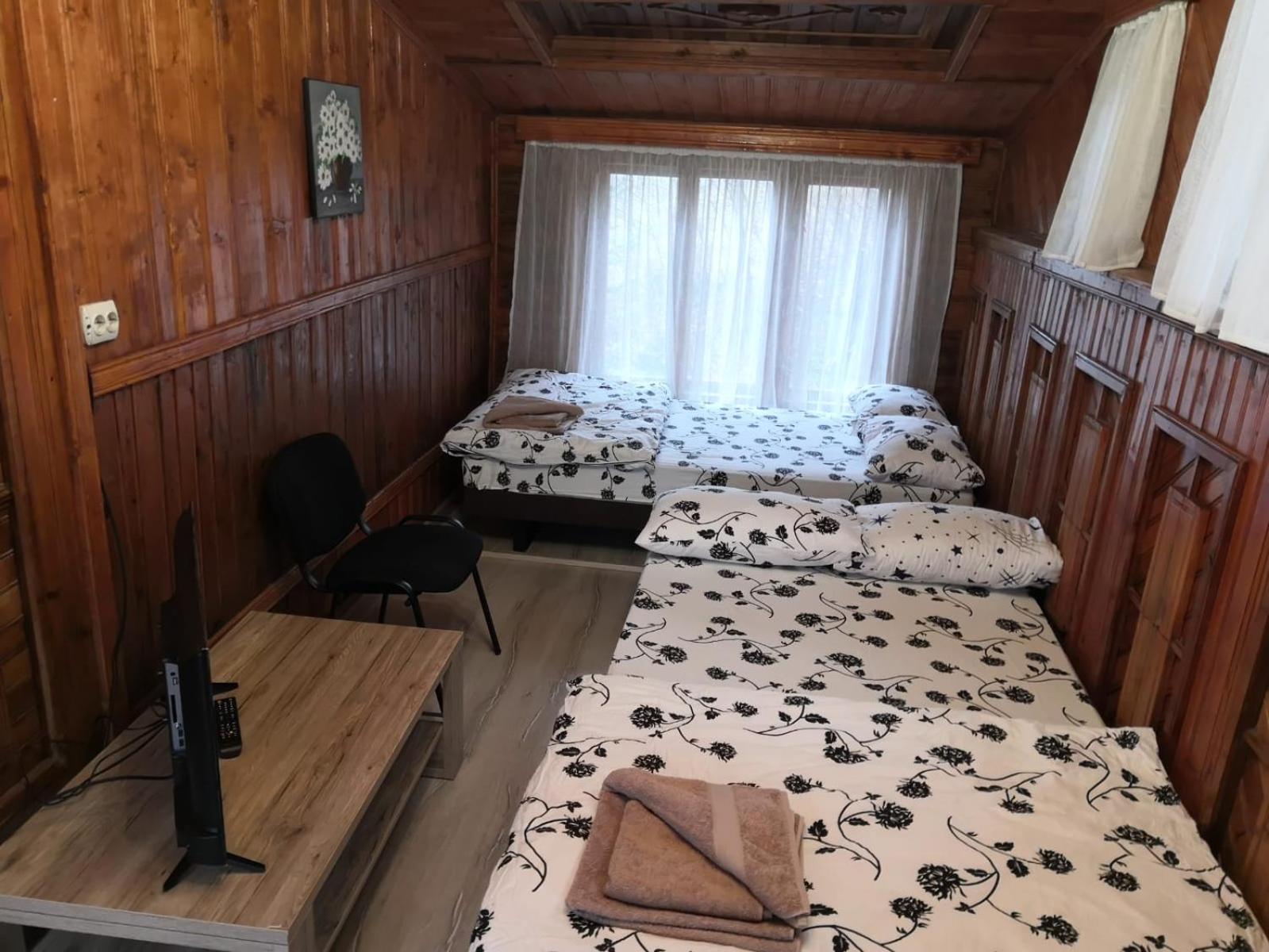 Three-Bedroom Chalet - Photo 12