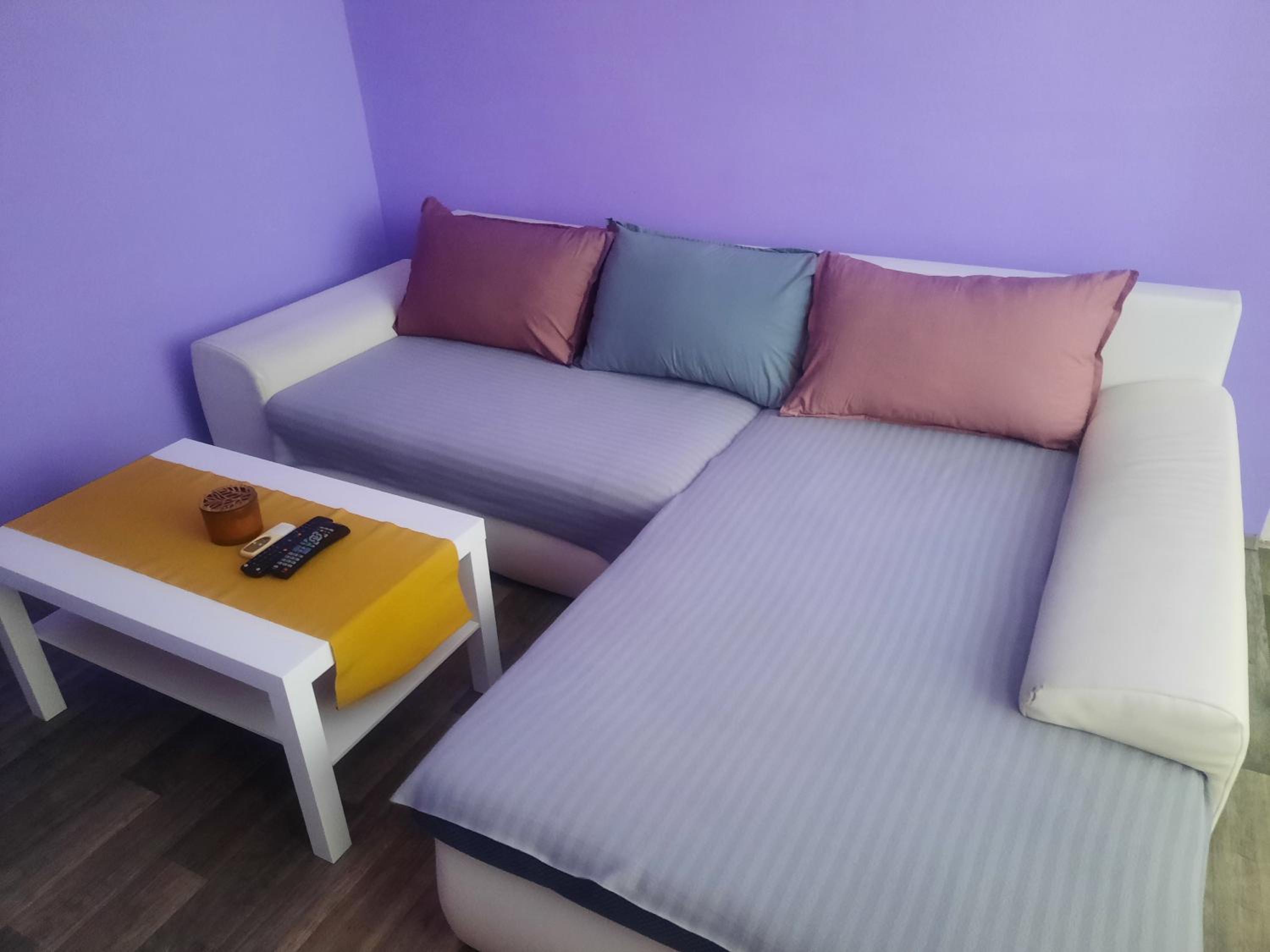 One-Bedroom Apartment - Photo 25