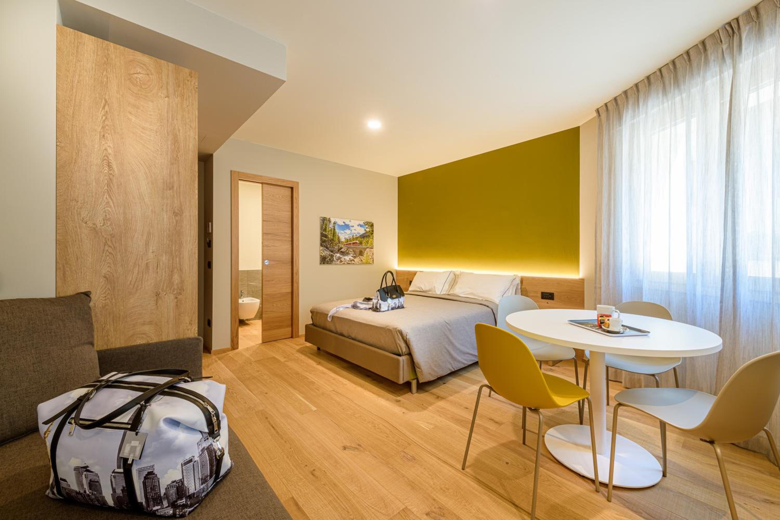 Luxury Quadruple Room - Photo 1