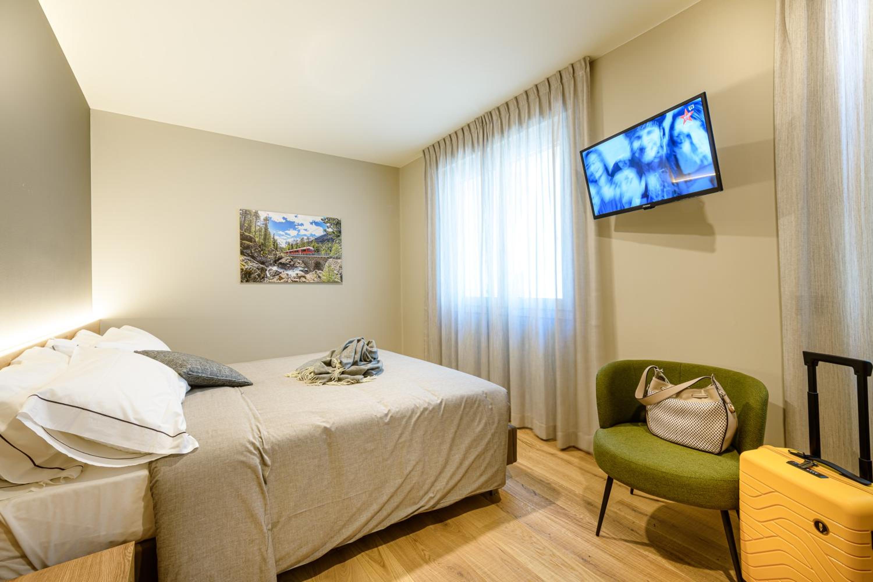 Deluxe Room - Photo 2