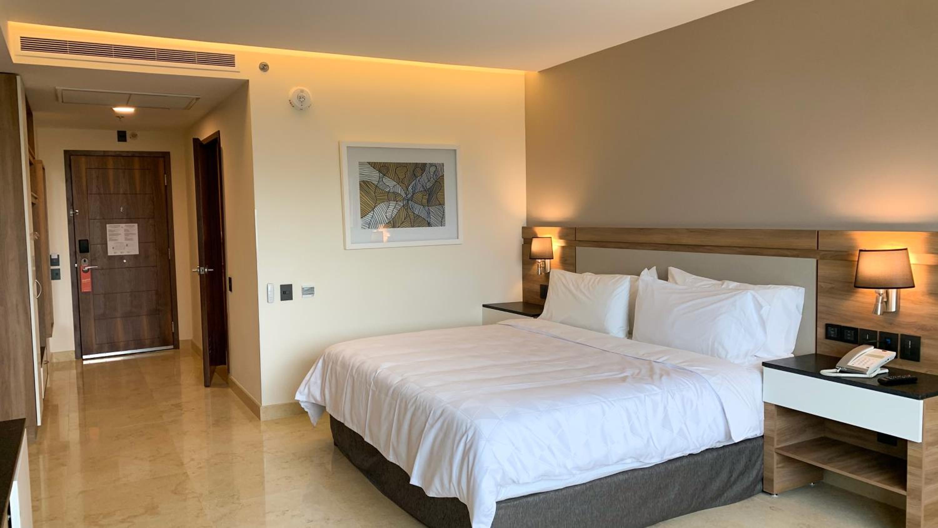 Standard King Room - Photo 1