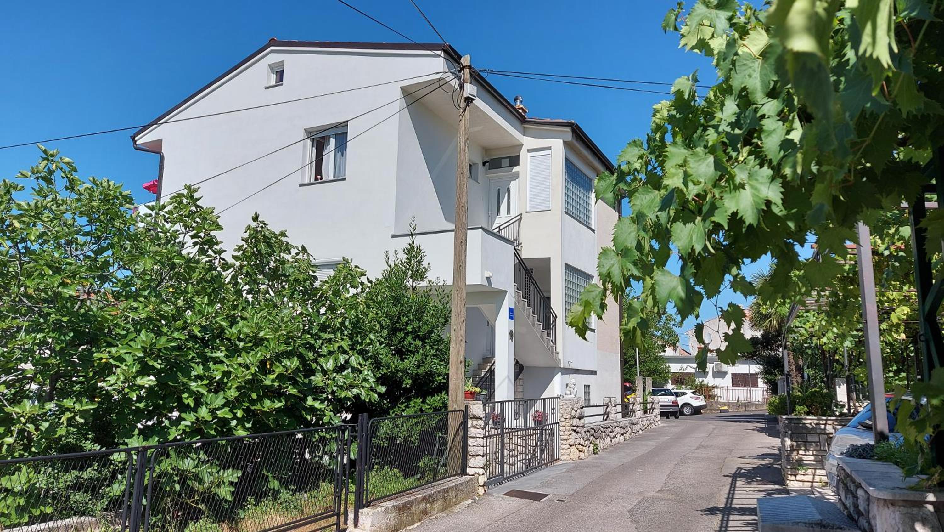 Apartment with Sea View photo 2