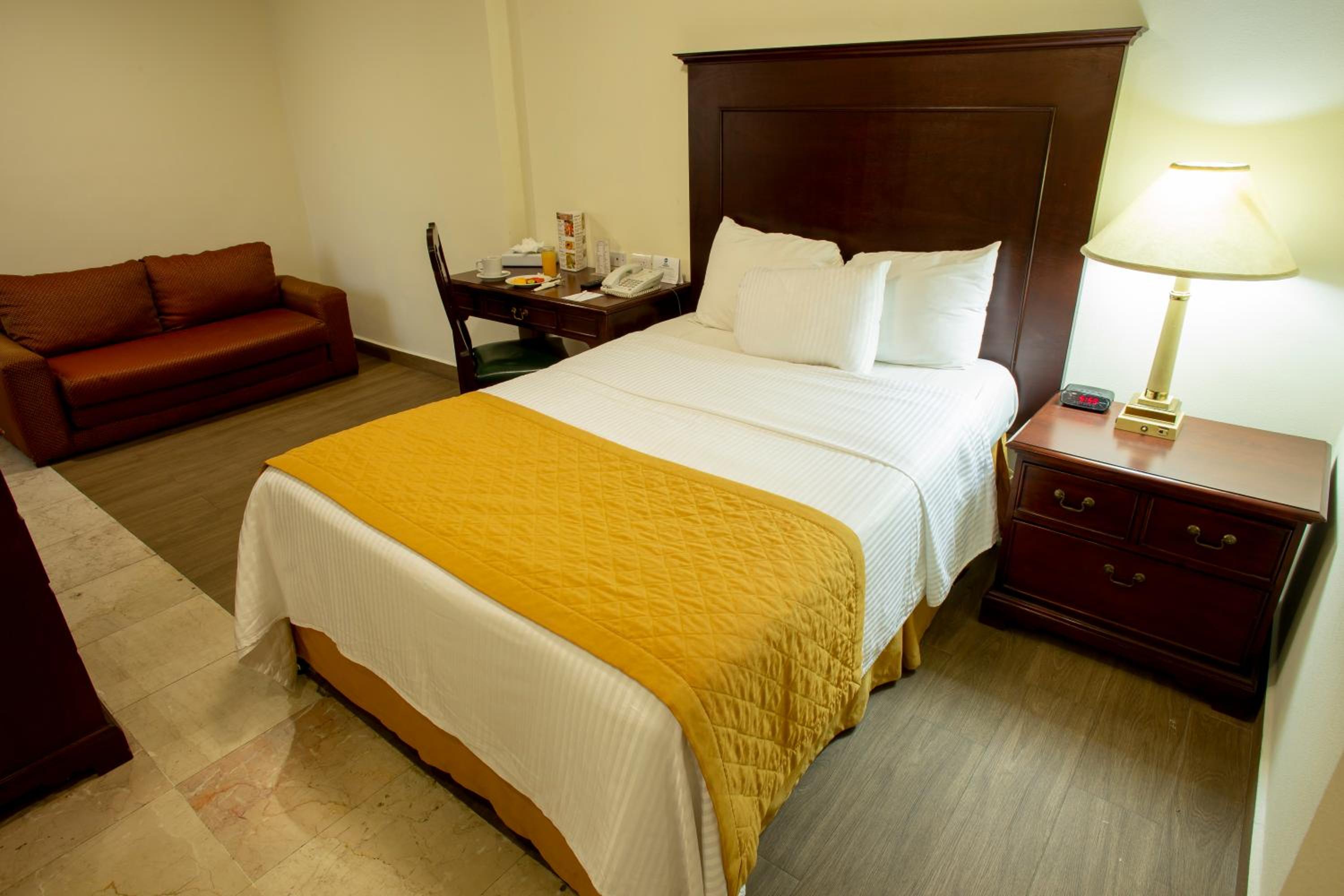 Single Room - Non-Smoking photo 1
