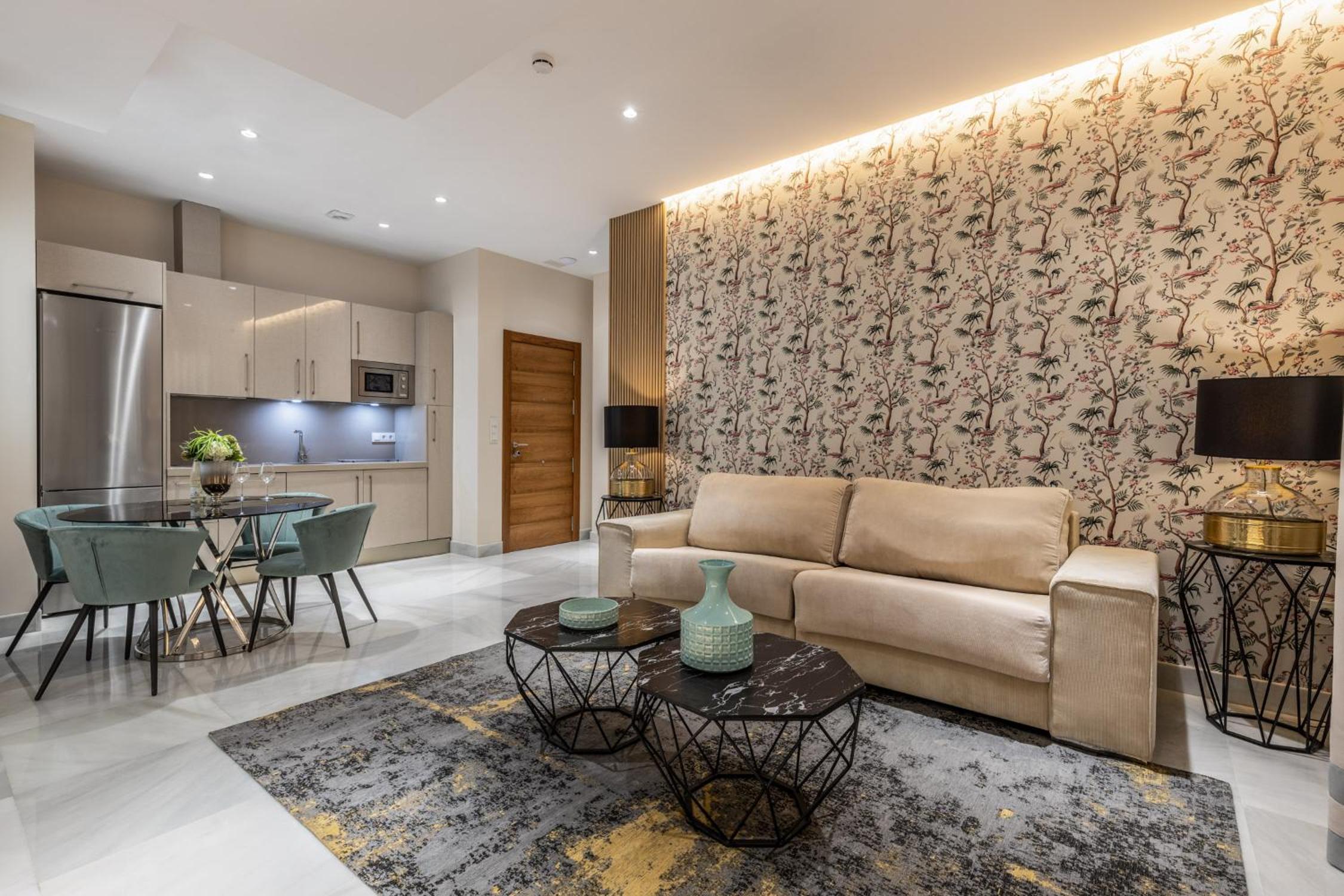 One-Bedroom Apartment - Photo 1