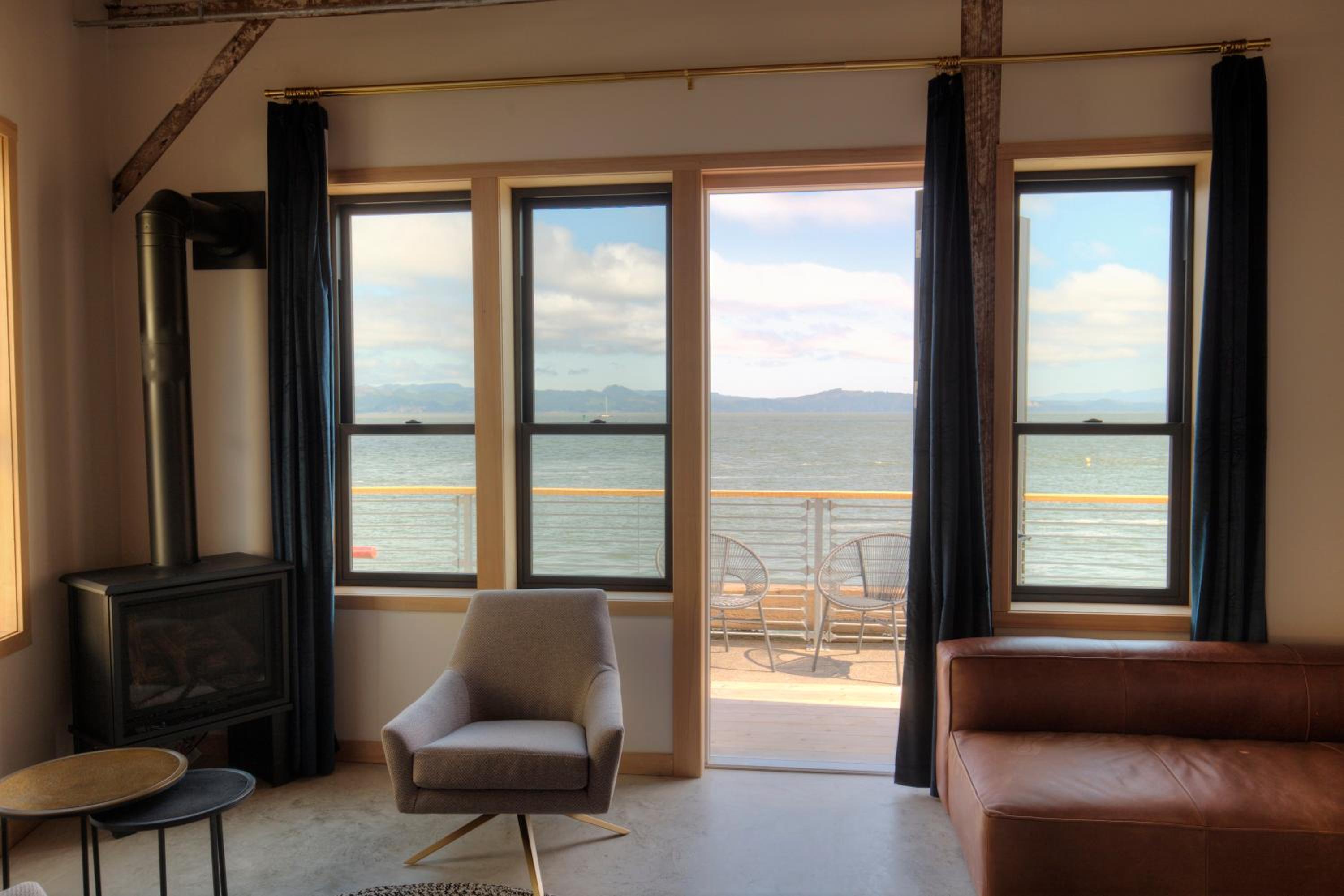 River View King Suite