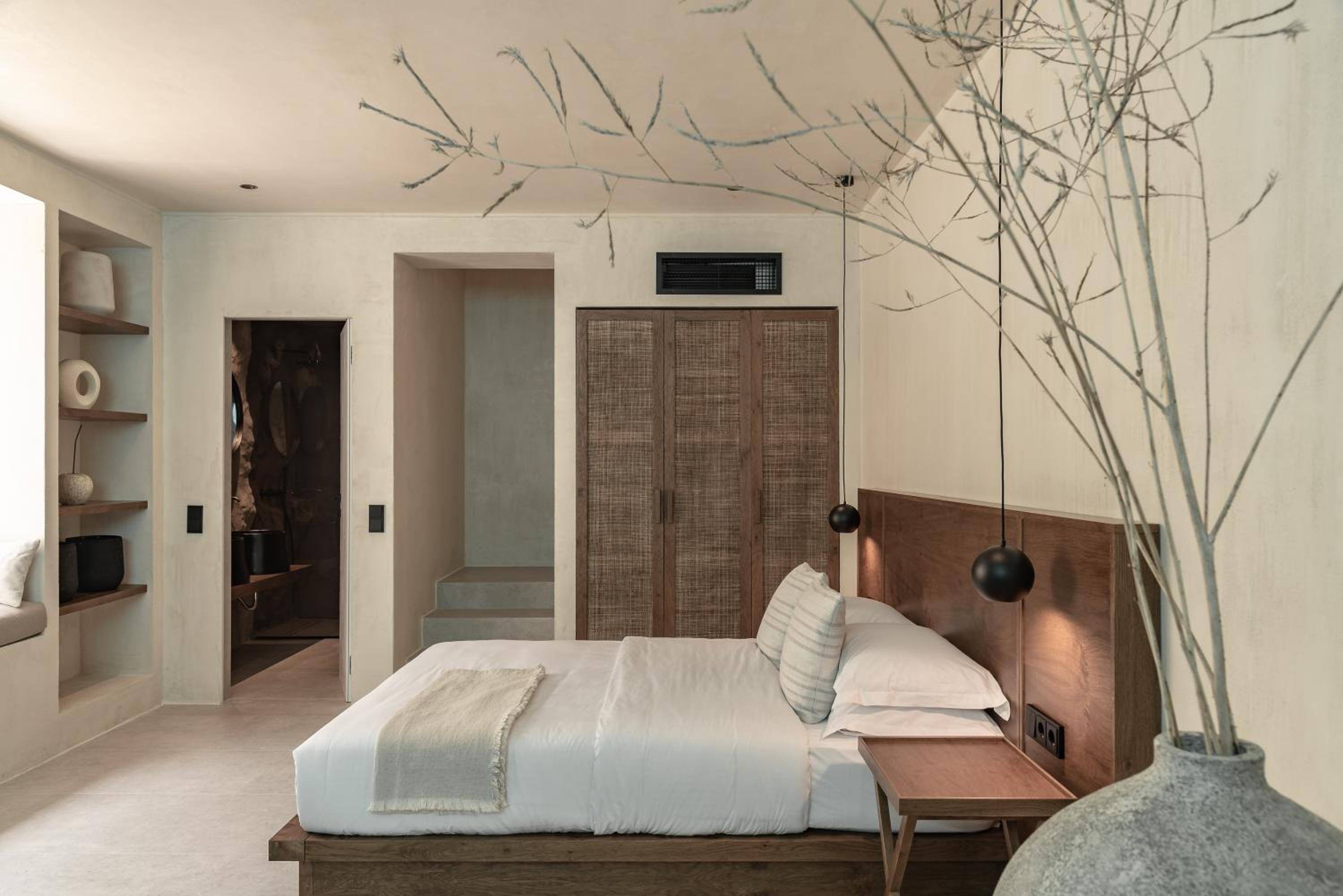 Signature Suite with Private Pool - Photo 12