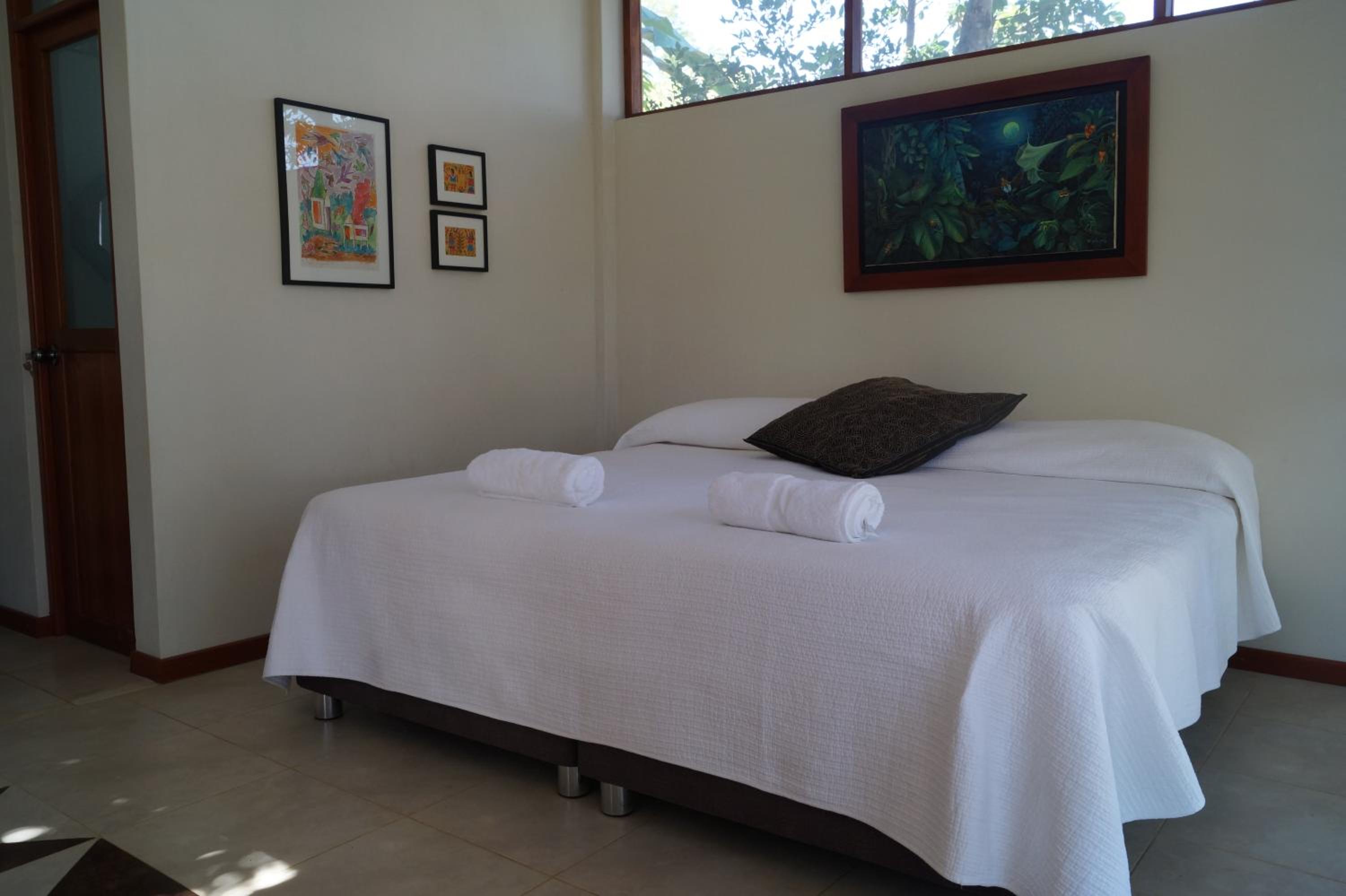 Double or Twin Room photo 3