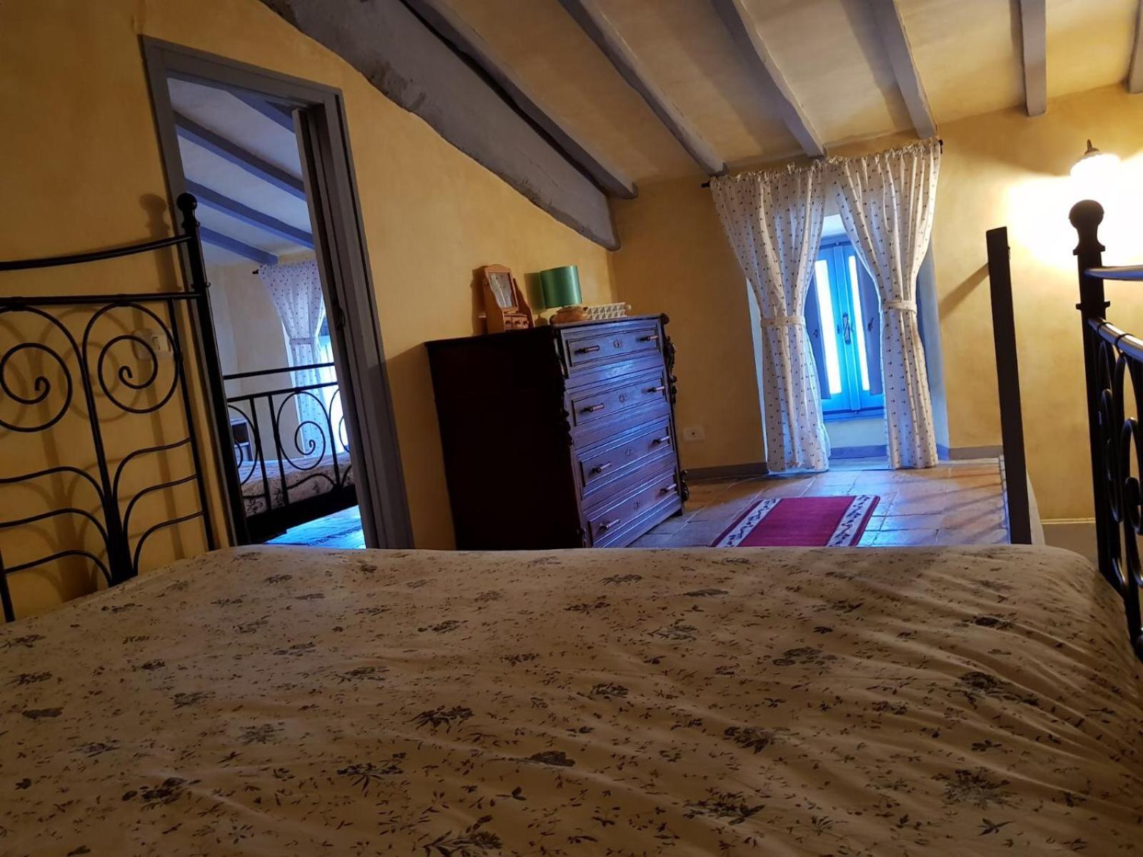 Apartment - Split Level - Photo 10
