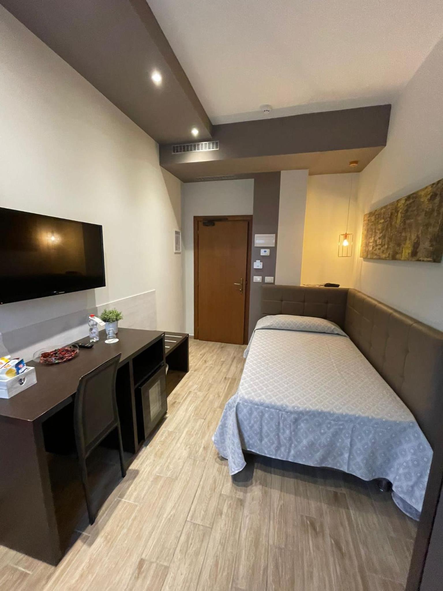 Double Room with Balcony photo 1