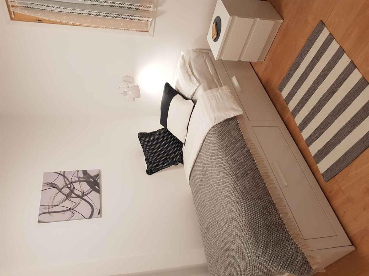 Apartment 4