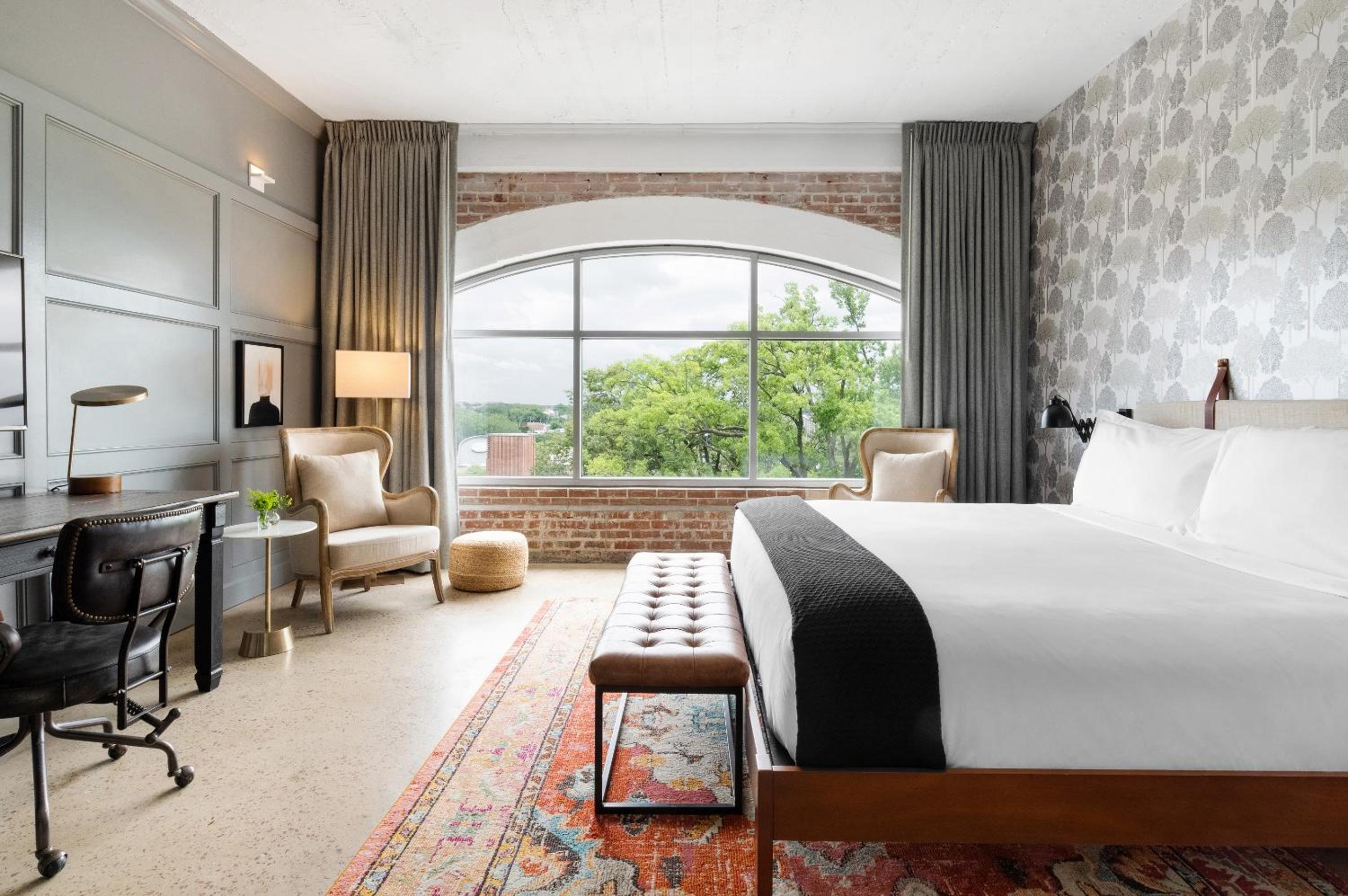 Large Double Room