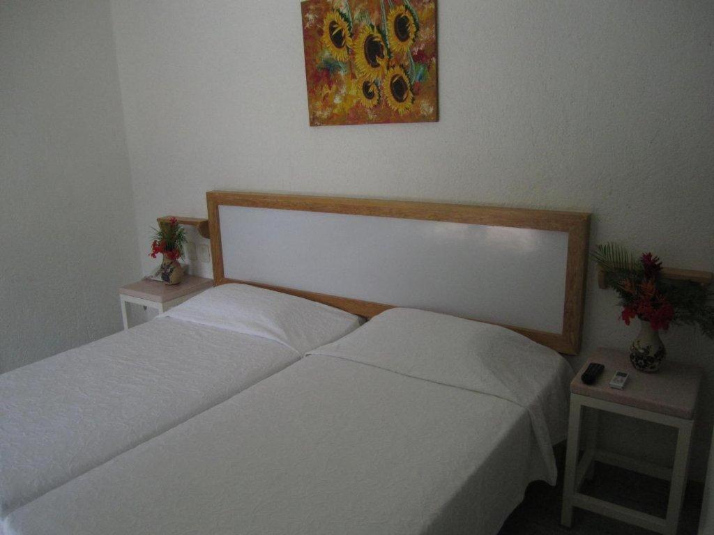 Double Room - Photo 3