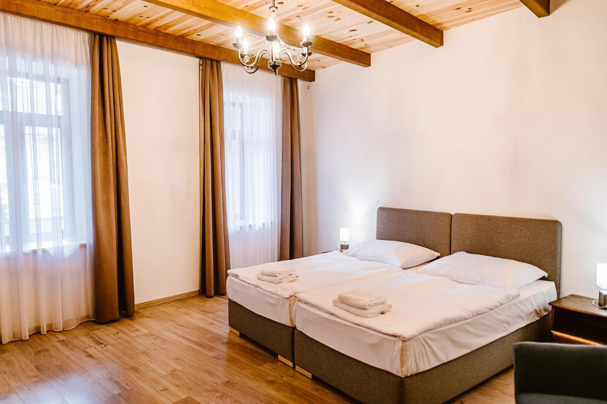 Deluxe Double or Twin Room - Photo 17