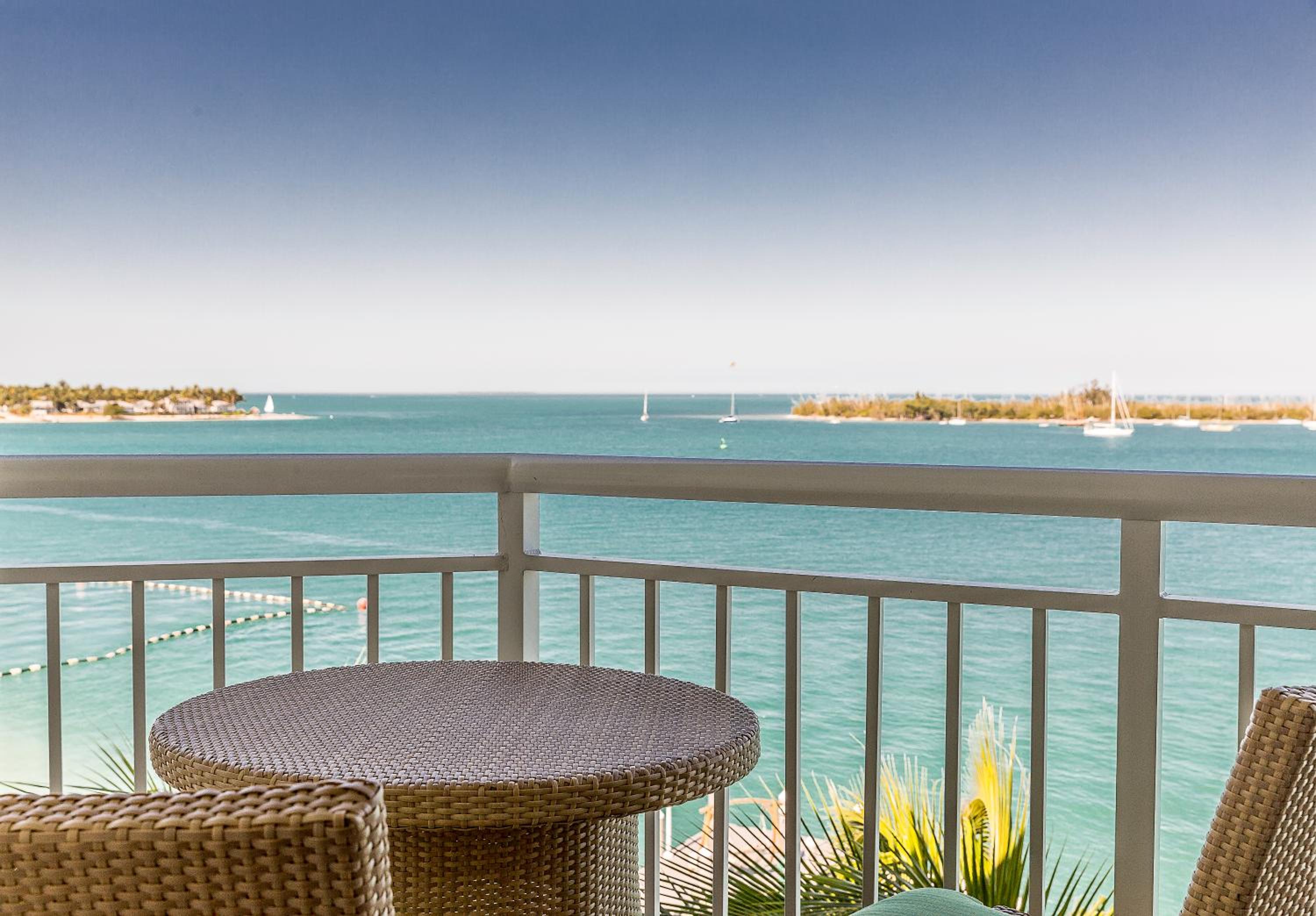 King Room with Ocean View - Photo 4