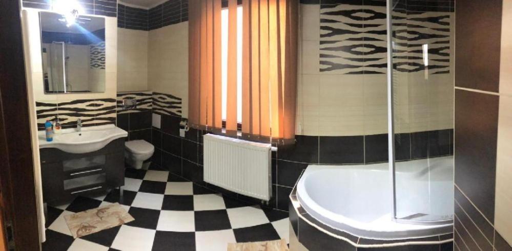 Apartment with Sauna - Photo 12