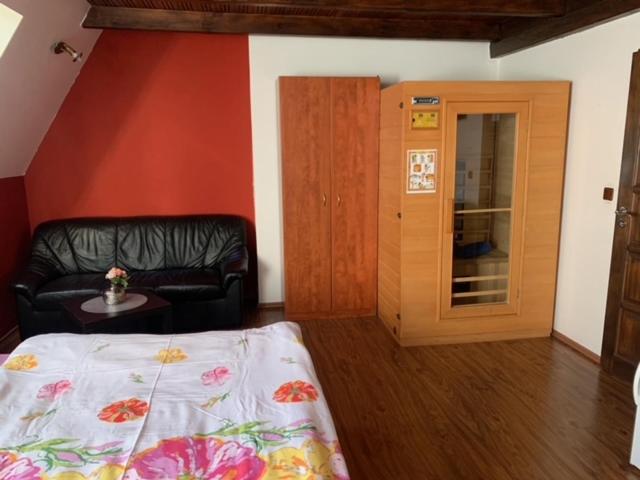 Apartment with Sauna - Photo 5