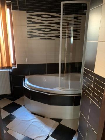 Apartment with Sauna - Photo 10
