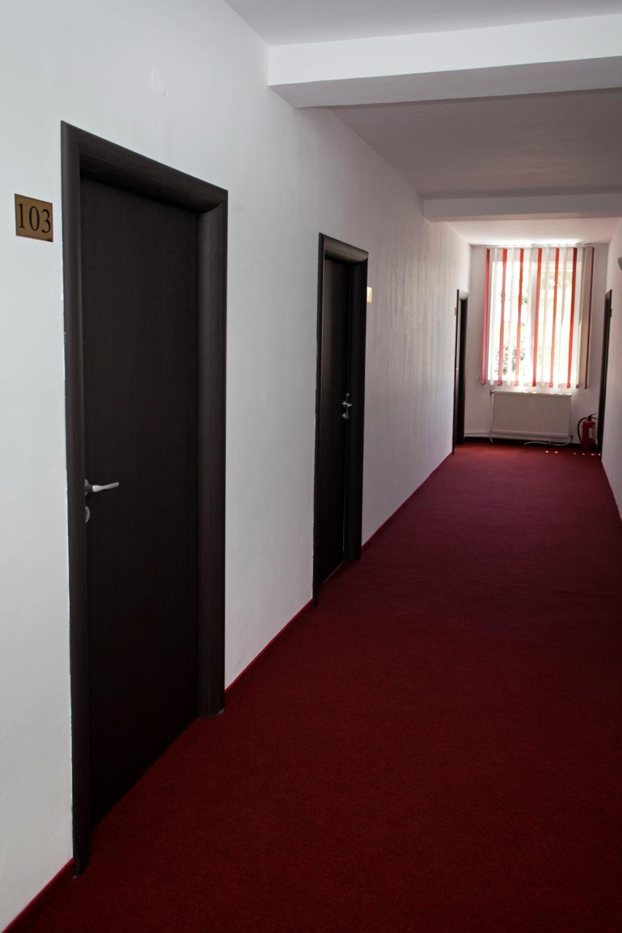 Comfort Twin Room - Photo 2