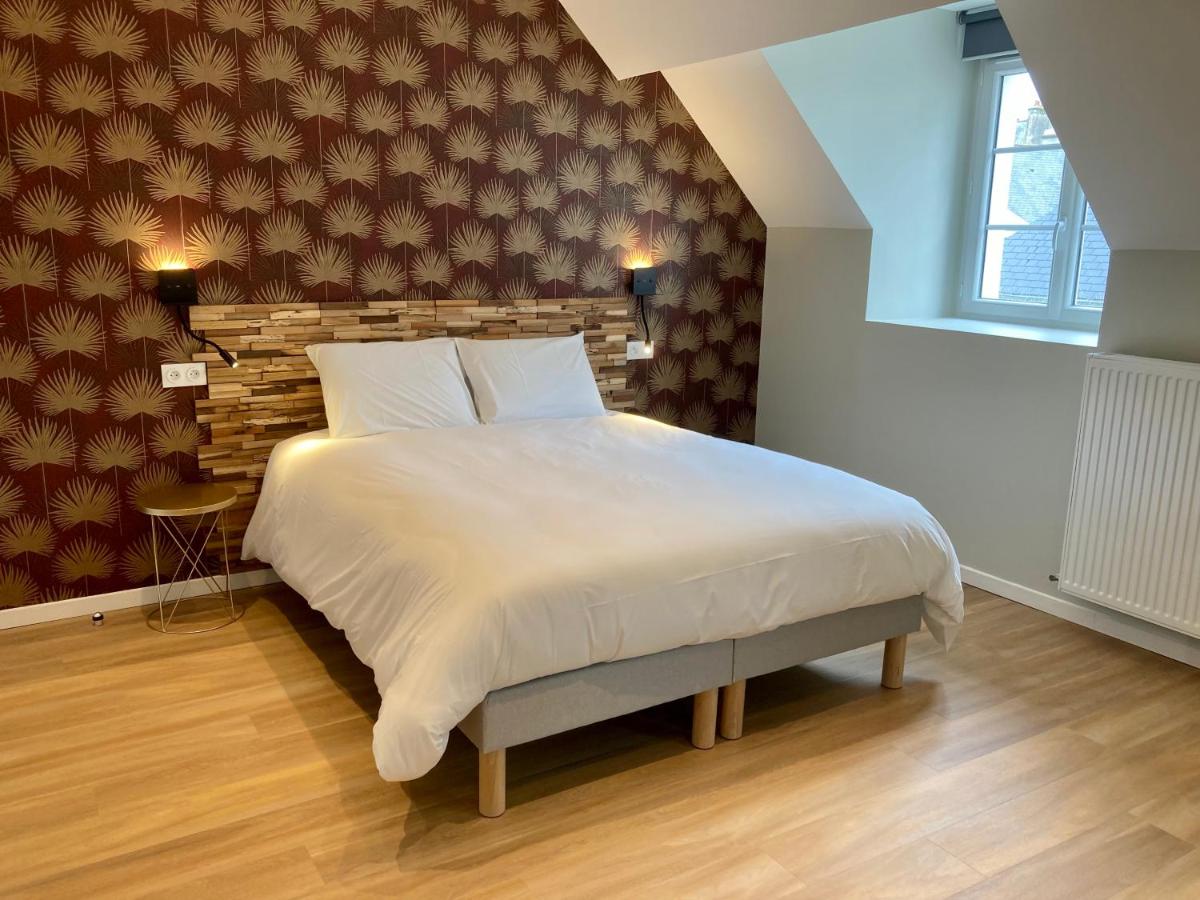Queen Room photo 1