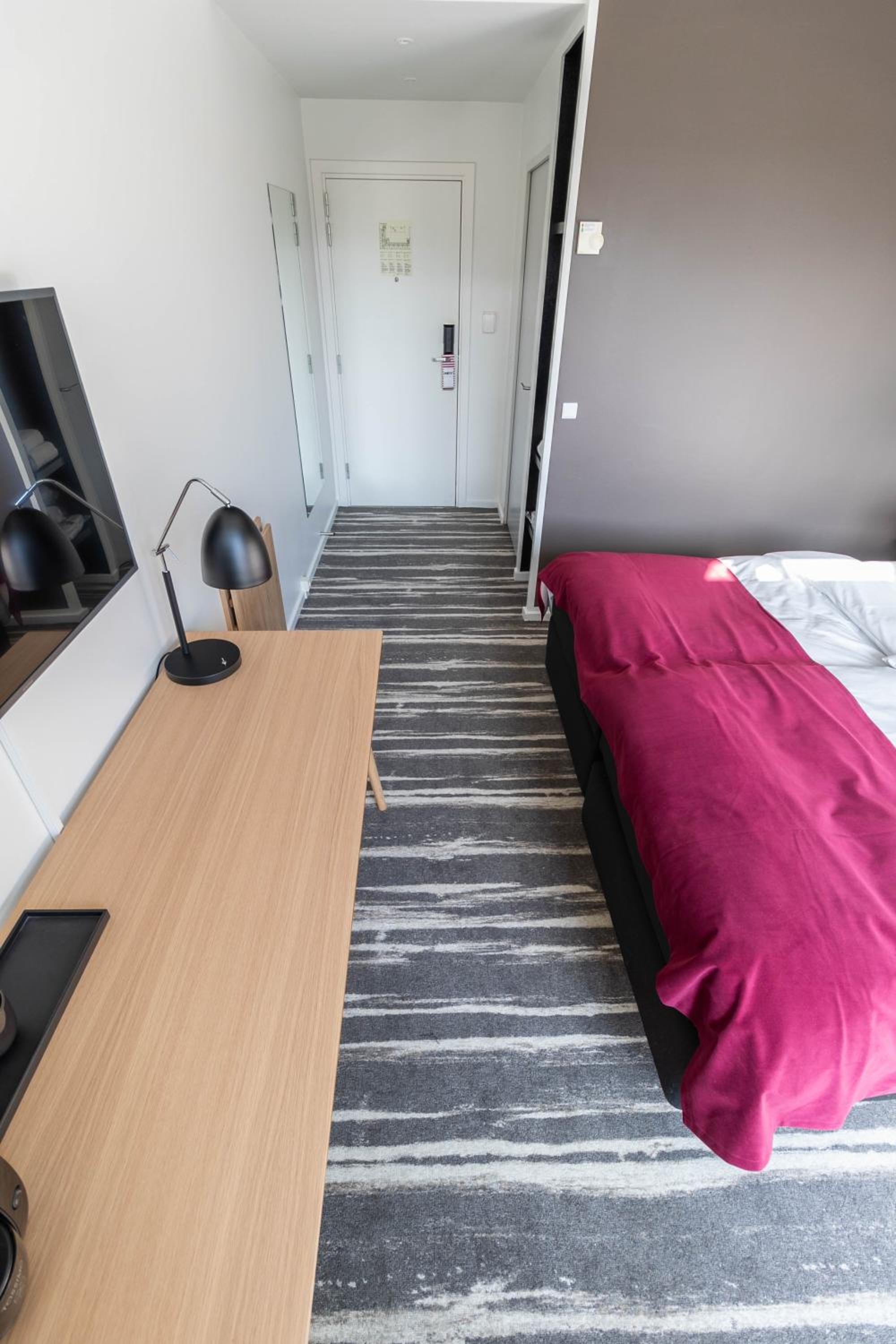Atrium room